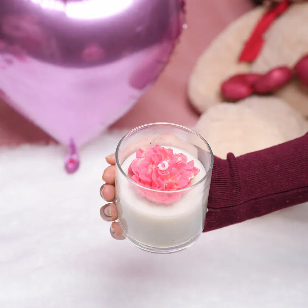 Petal Glow candle