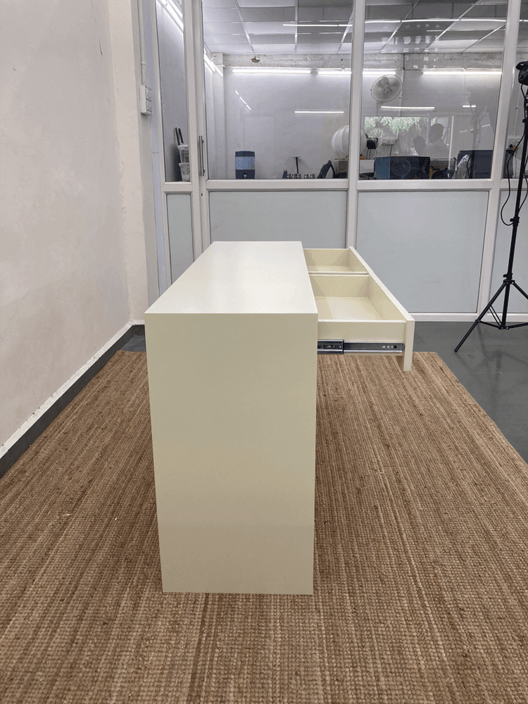 Gloloi Bench | HDHMR