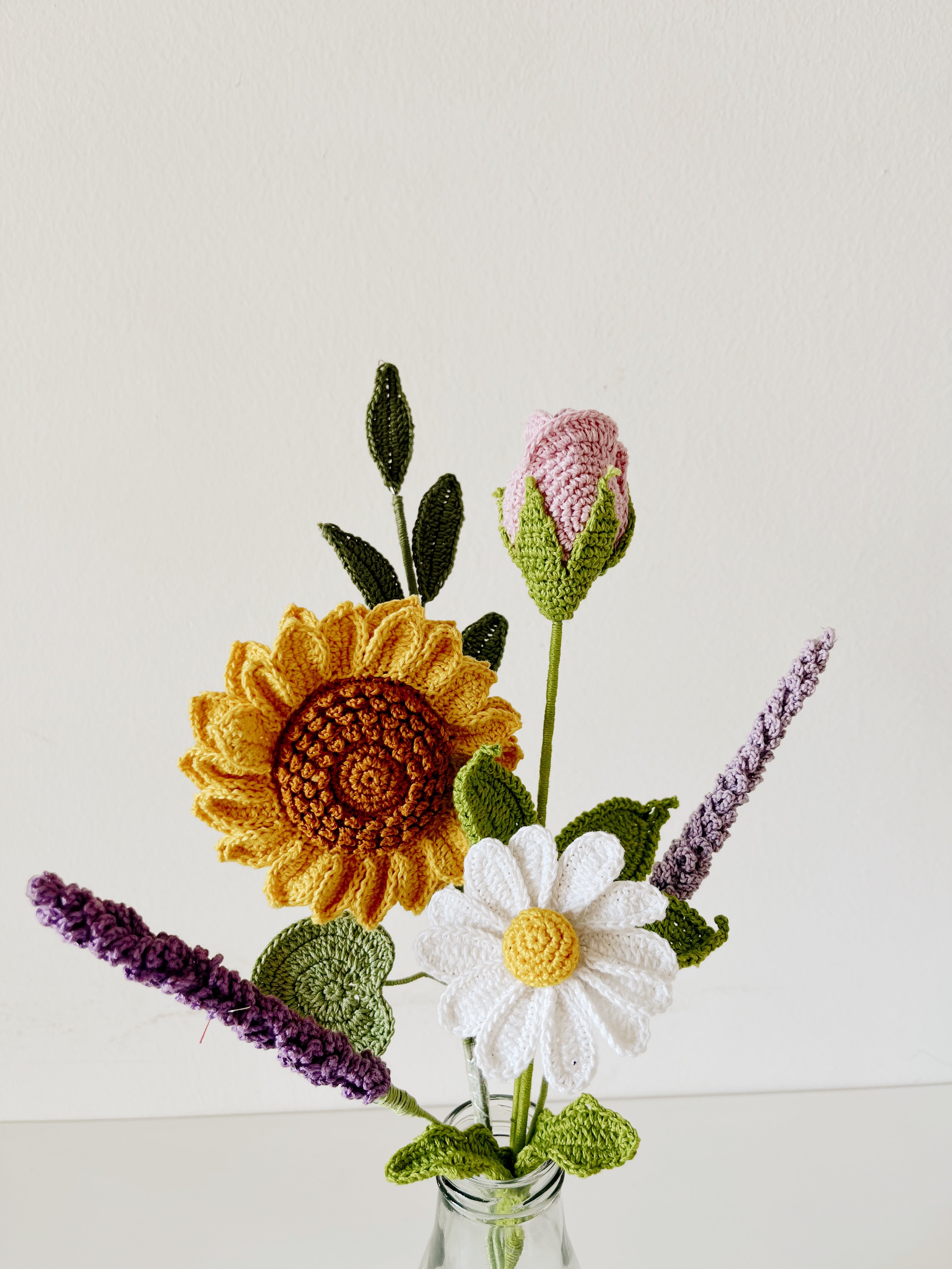 Crochet Sunflower Bouquet - Multicolor / 6 stems