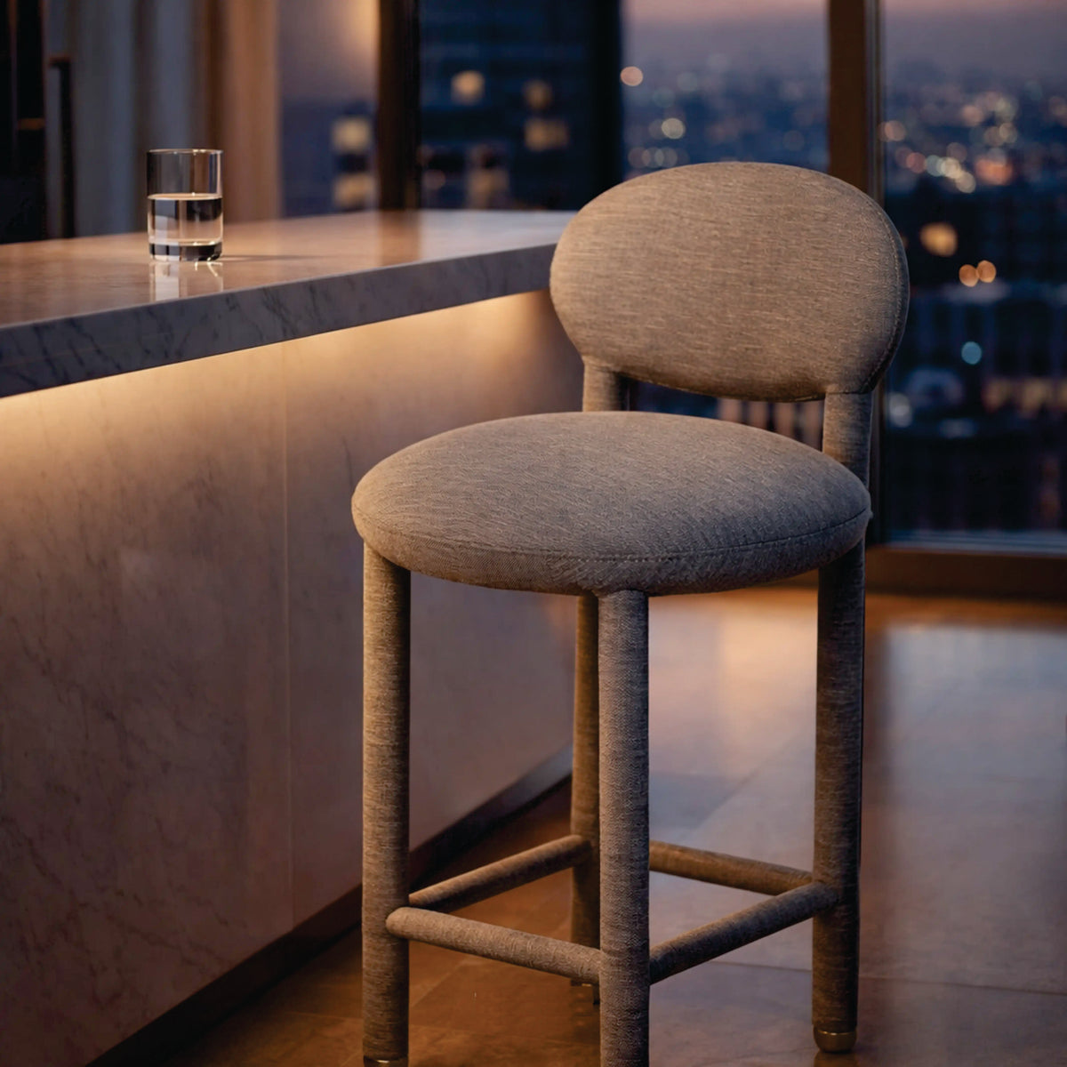 Liora Chair