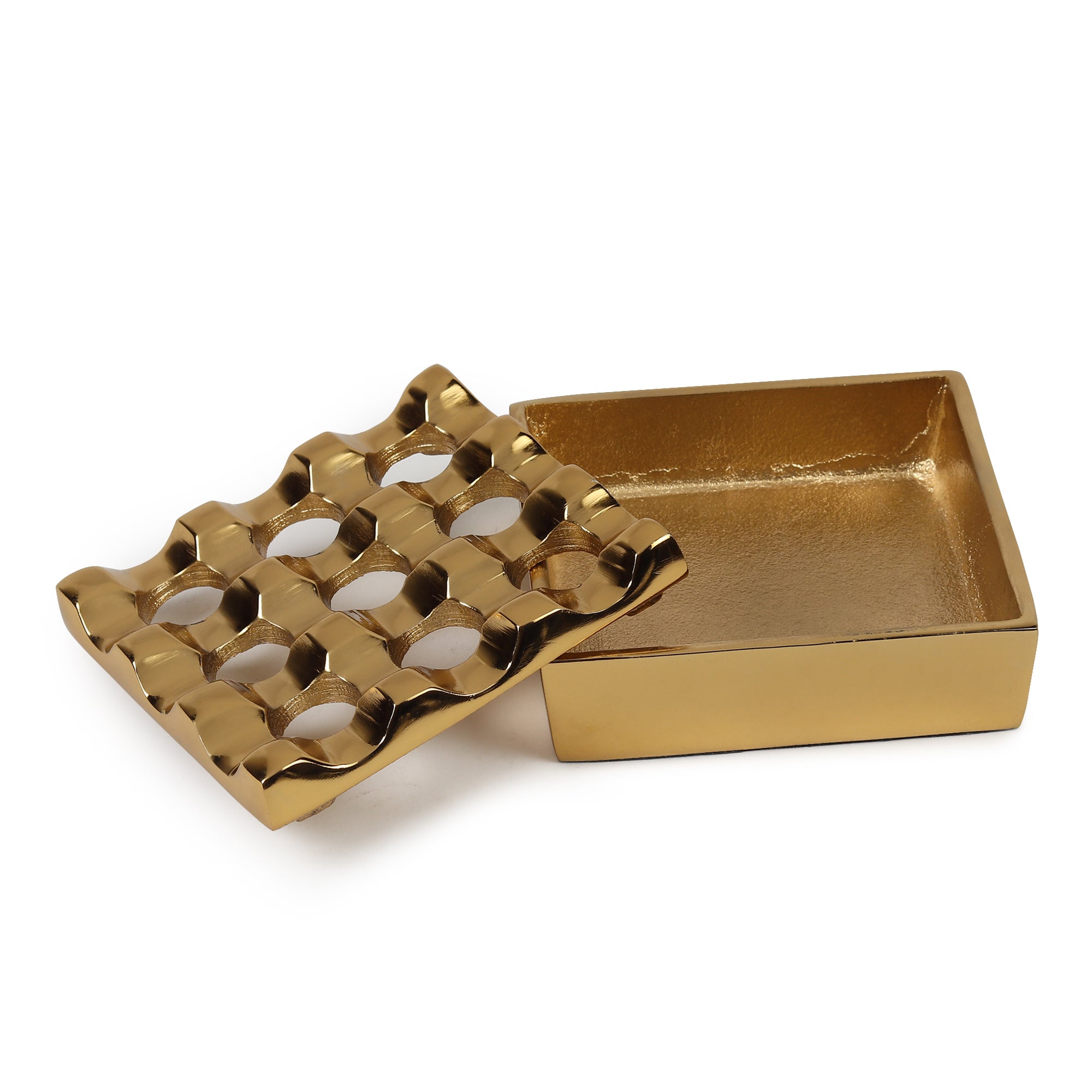 Alaric’s Gold Ashtray – Luxury Aluminium Ashtray in Gold Finish for Modern Home & Table Décor