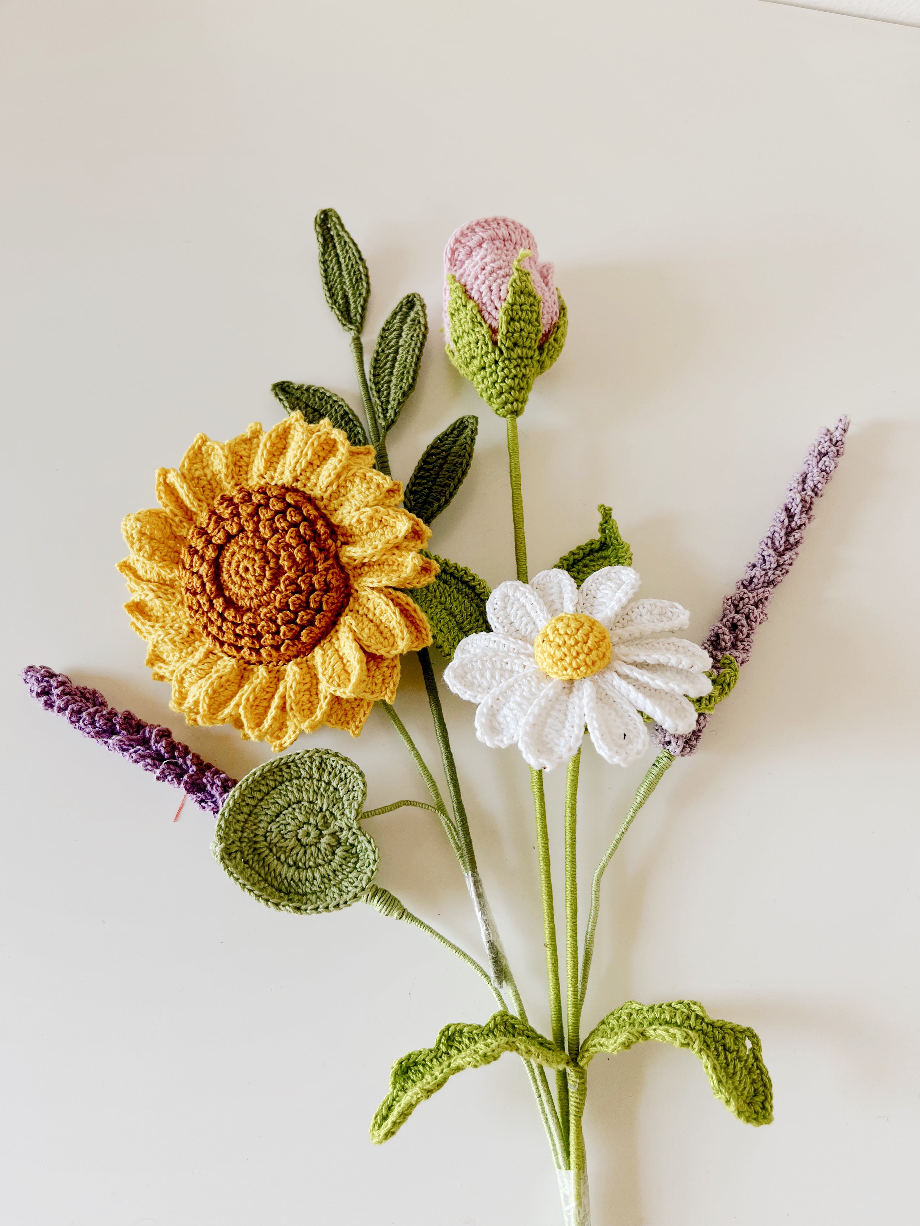 Crochet Sunflower Bouquet - Multicolor / 6 stems