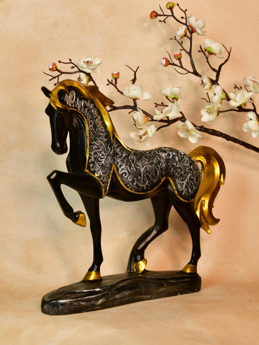 Resin Stallion Showpiece