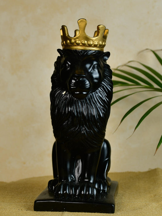 Lion Showpiece