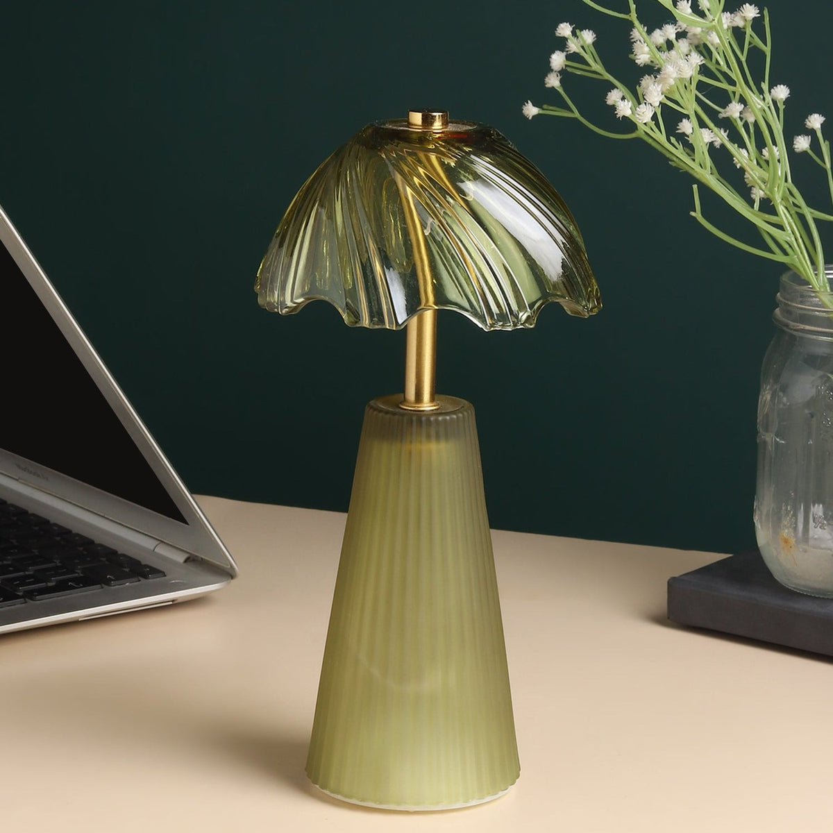Calista Crystelle Glass Lamp