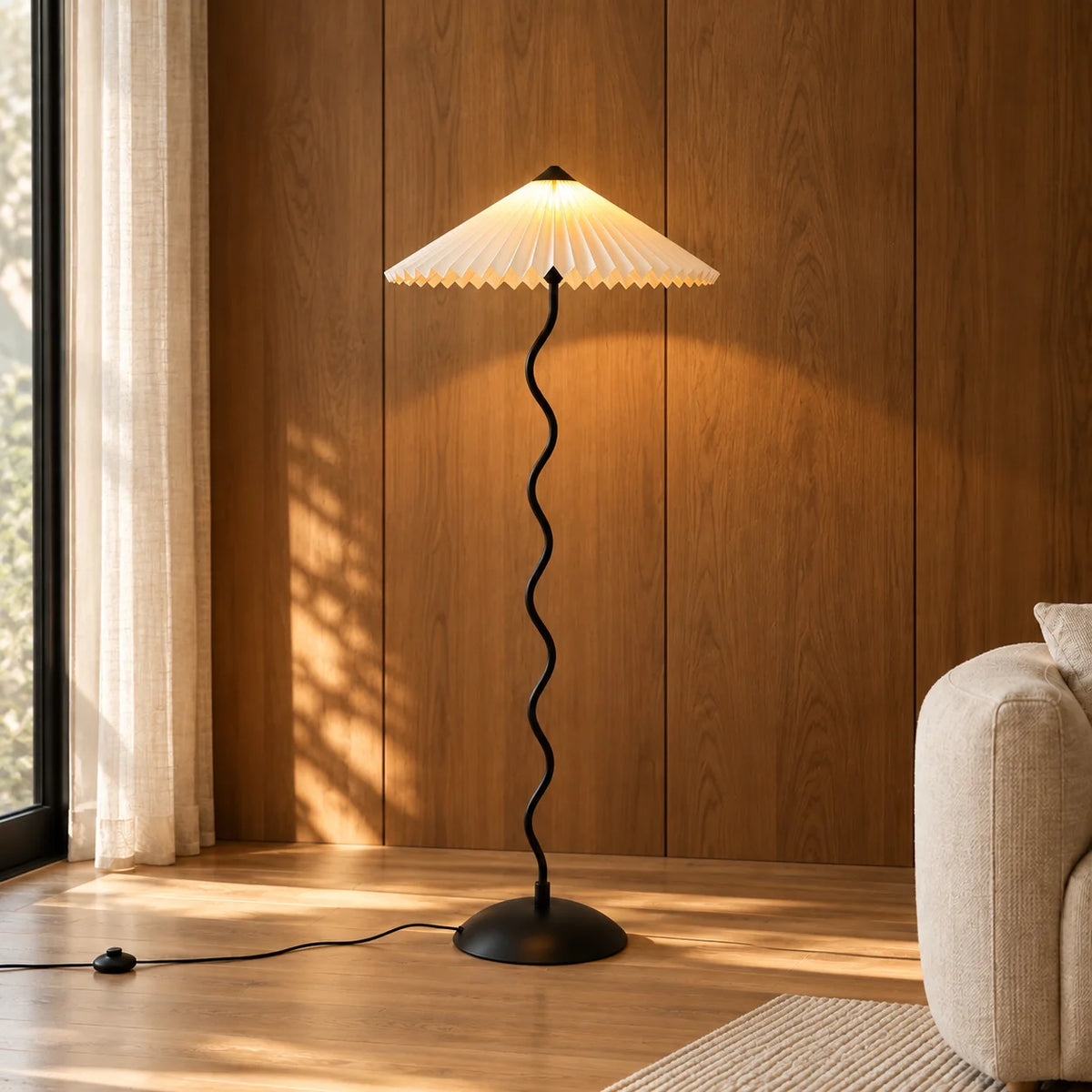 Serpentine Floor Lamp | Standing Lampshade for Bedroom