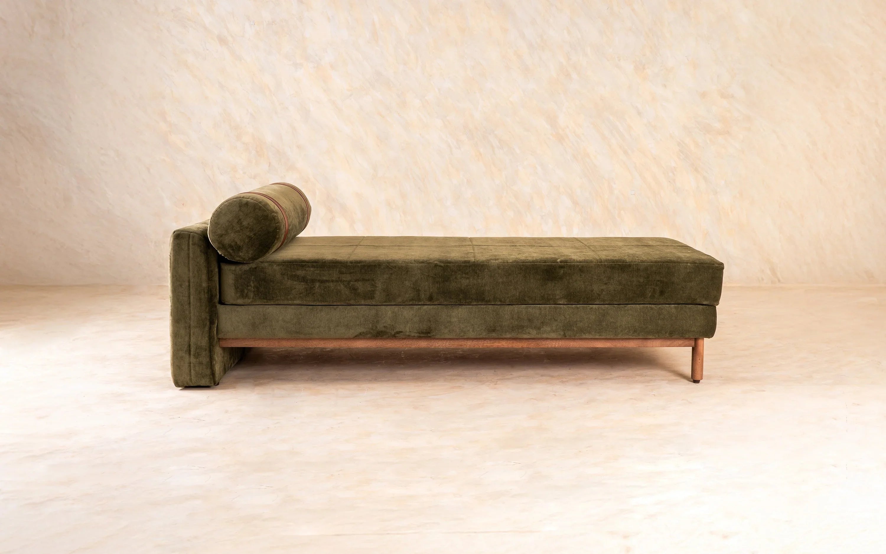 Solace Daybed with Arm | Mango Wood and Upholstery