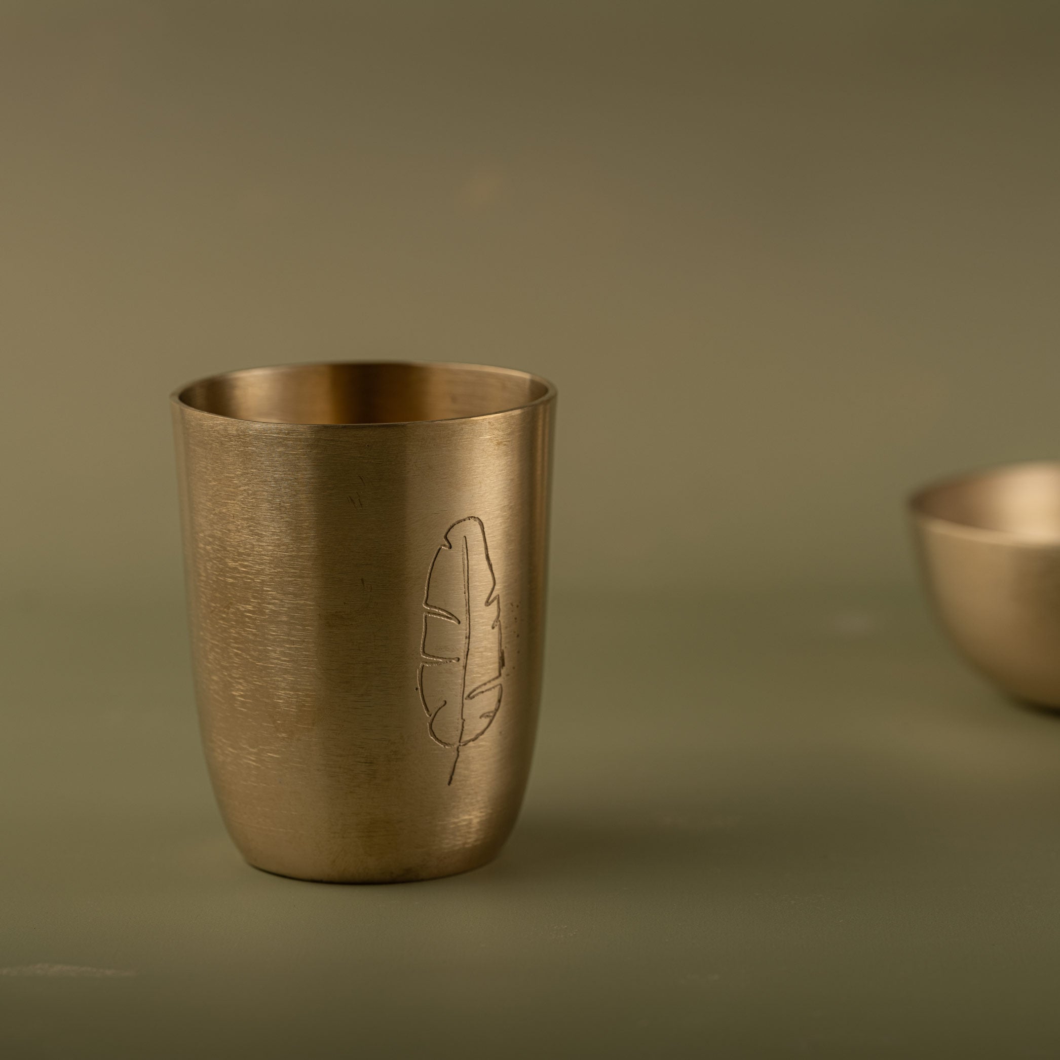 Manjari | Set of 5 | Brass Dinner Set With Leaf Motif