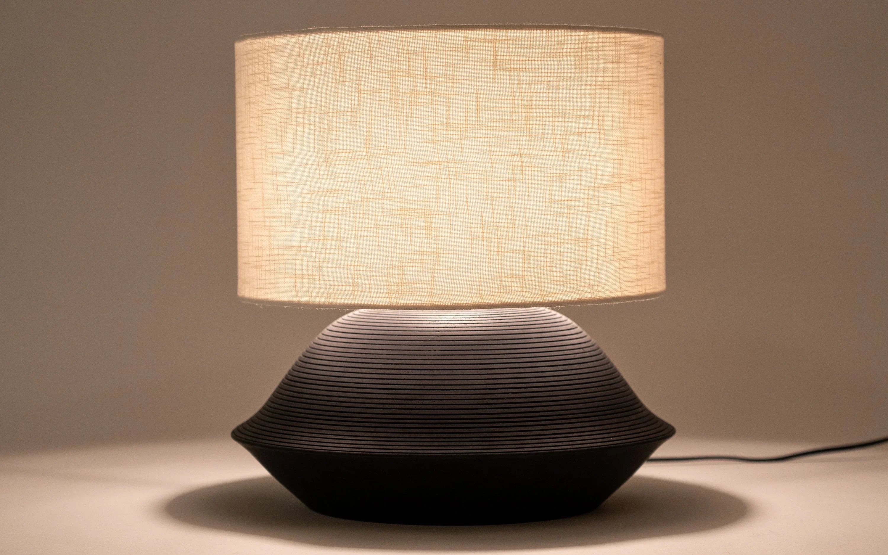 Umbra Squat Table Lamp