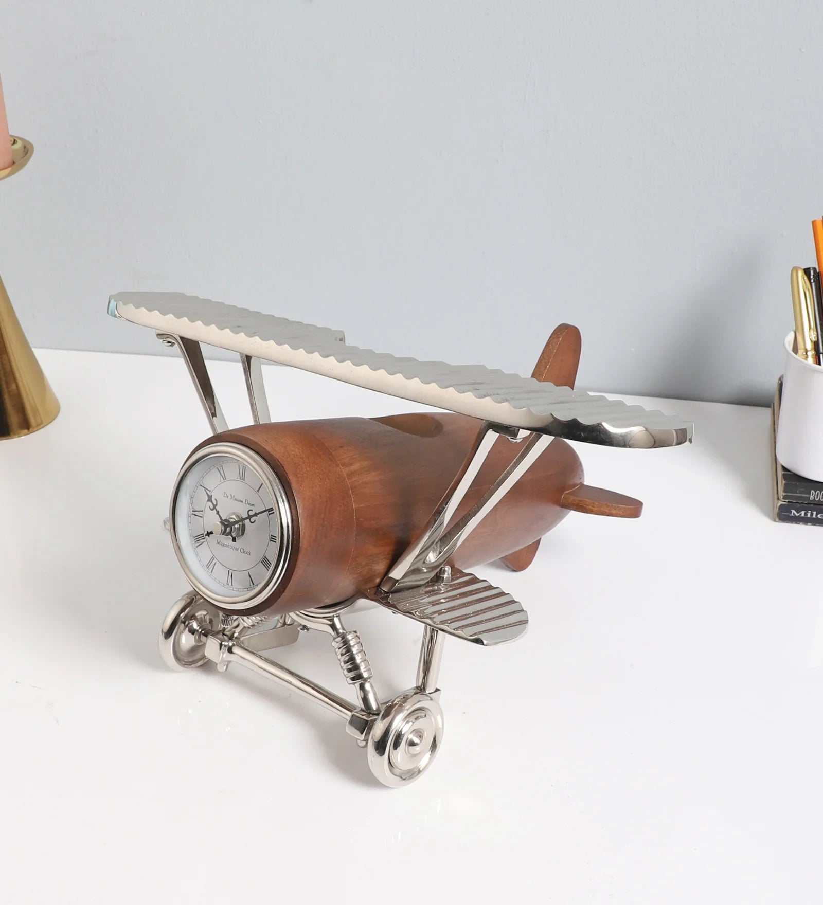 Meridian’s Sentinel Table Clock