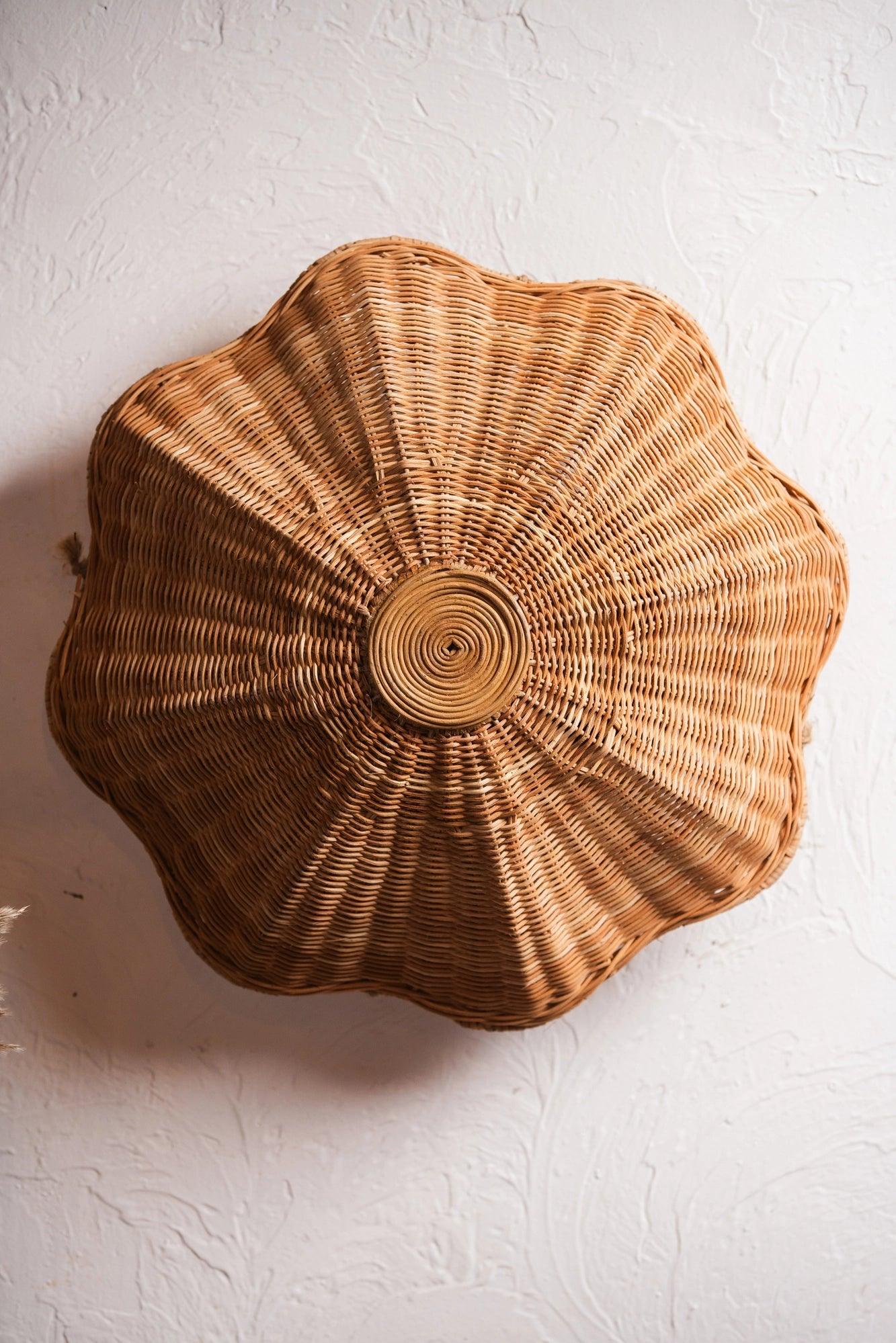 Rattan Flower Wall Light