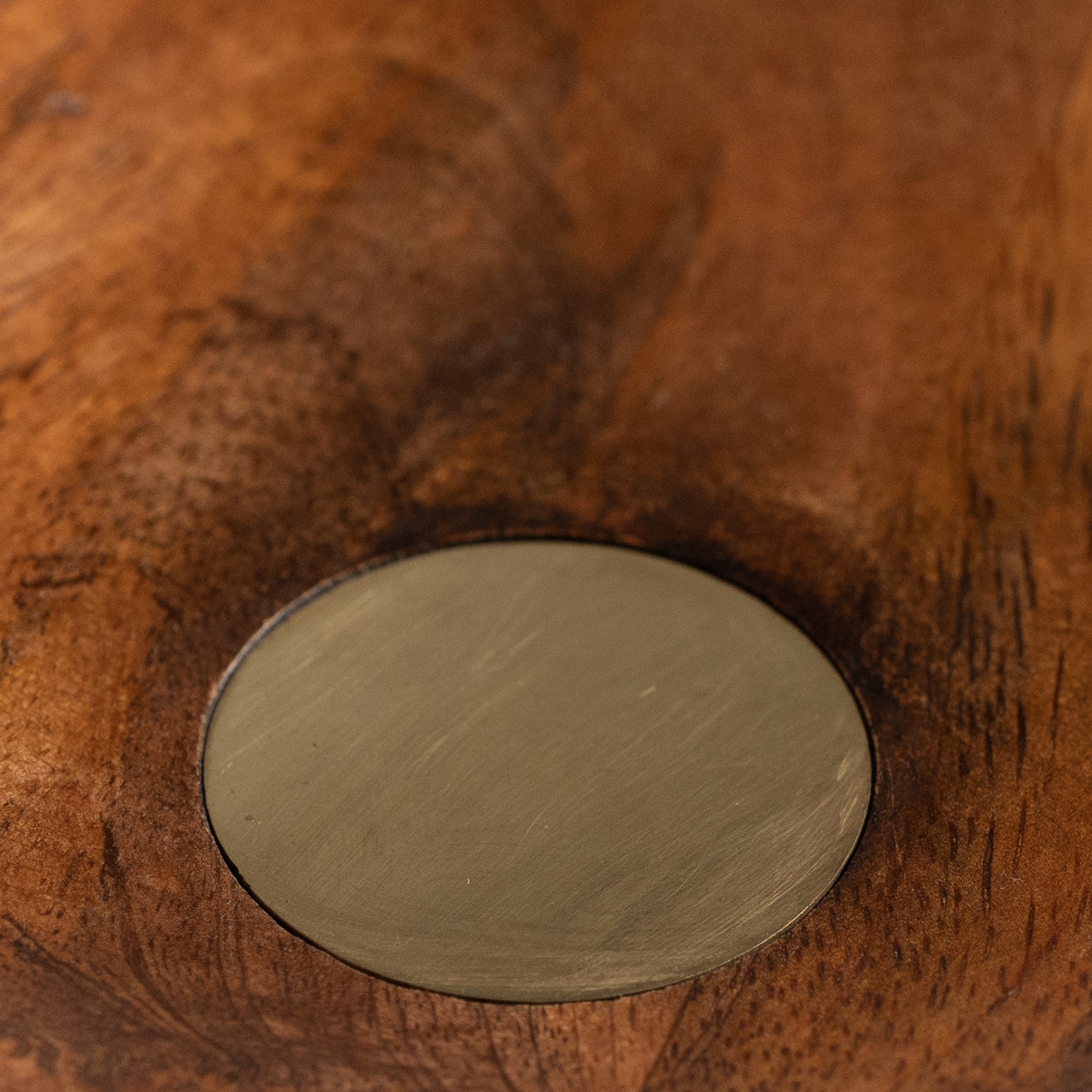 Ora-Reva Wooden Small Plates (Set of 2) with Brass Inlay