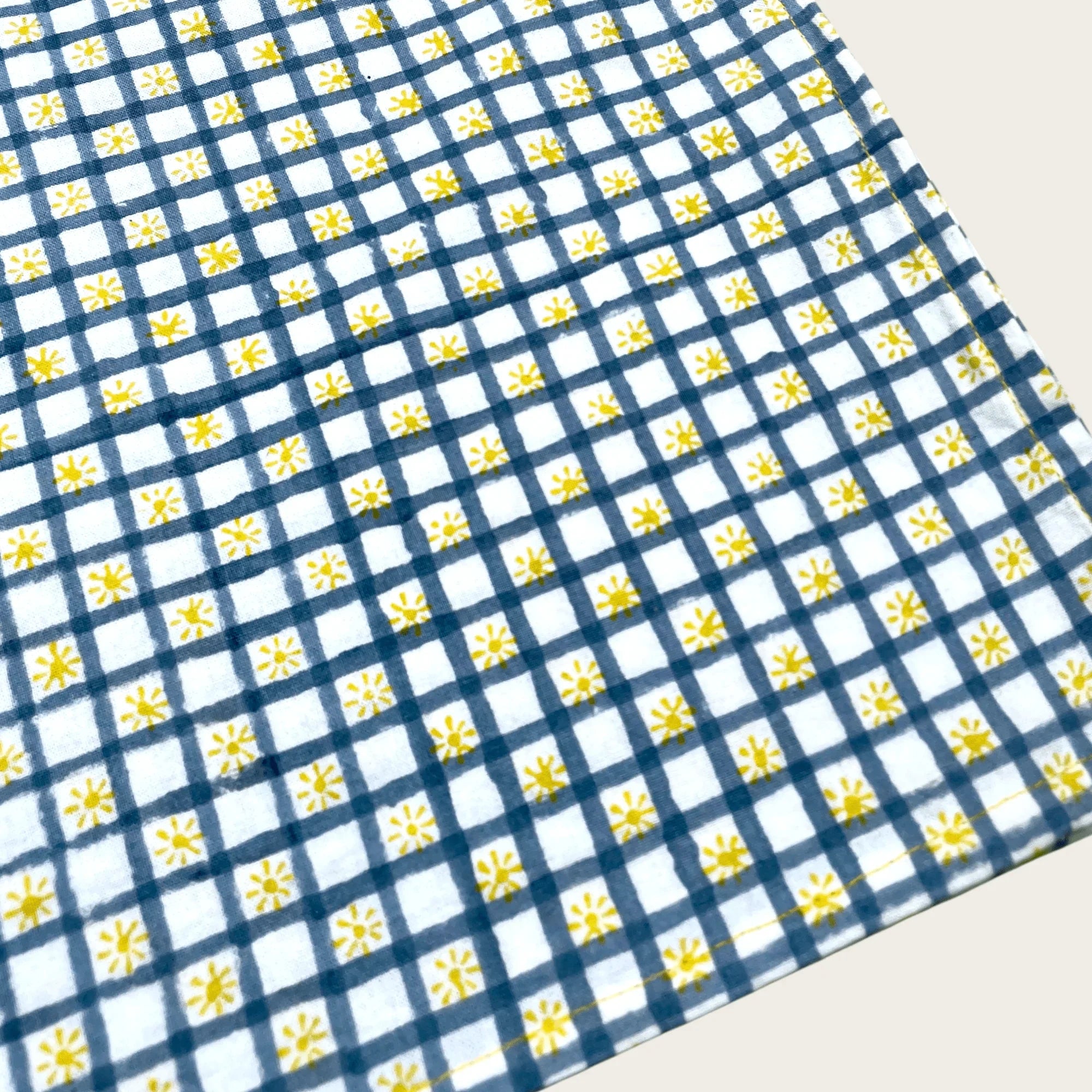Sunbreak Serve | Table Cover | Cotton
