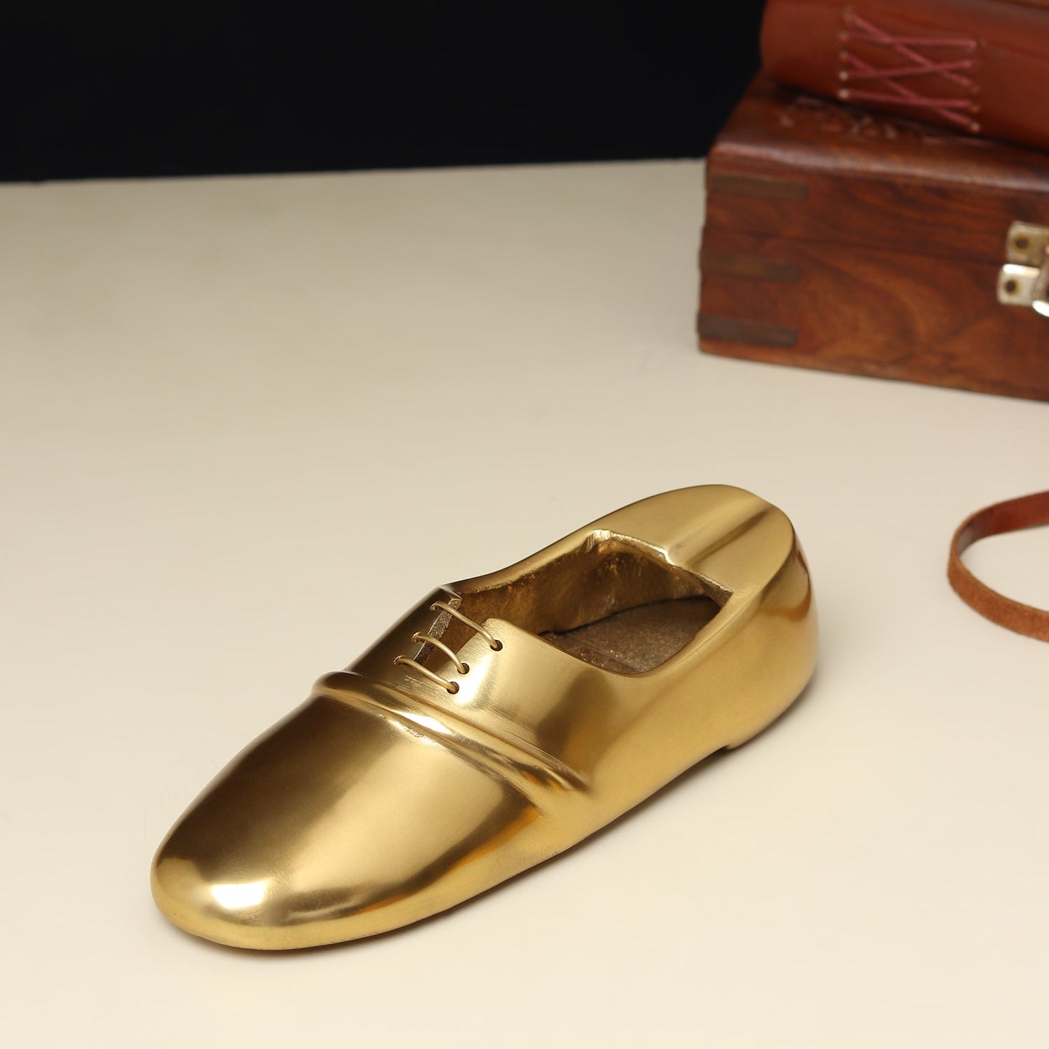 Sole Aluminium Ashtray | Gold Decorative Ashtray & Tabletop Accent for Modern Home Décor