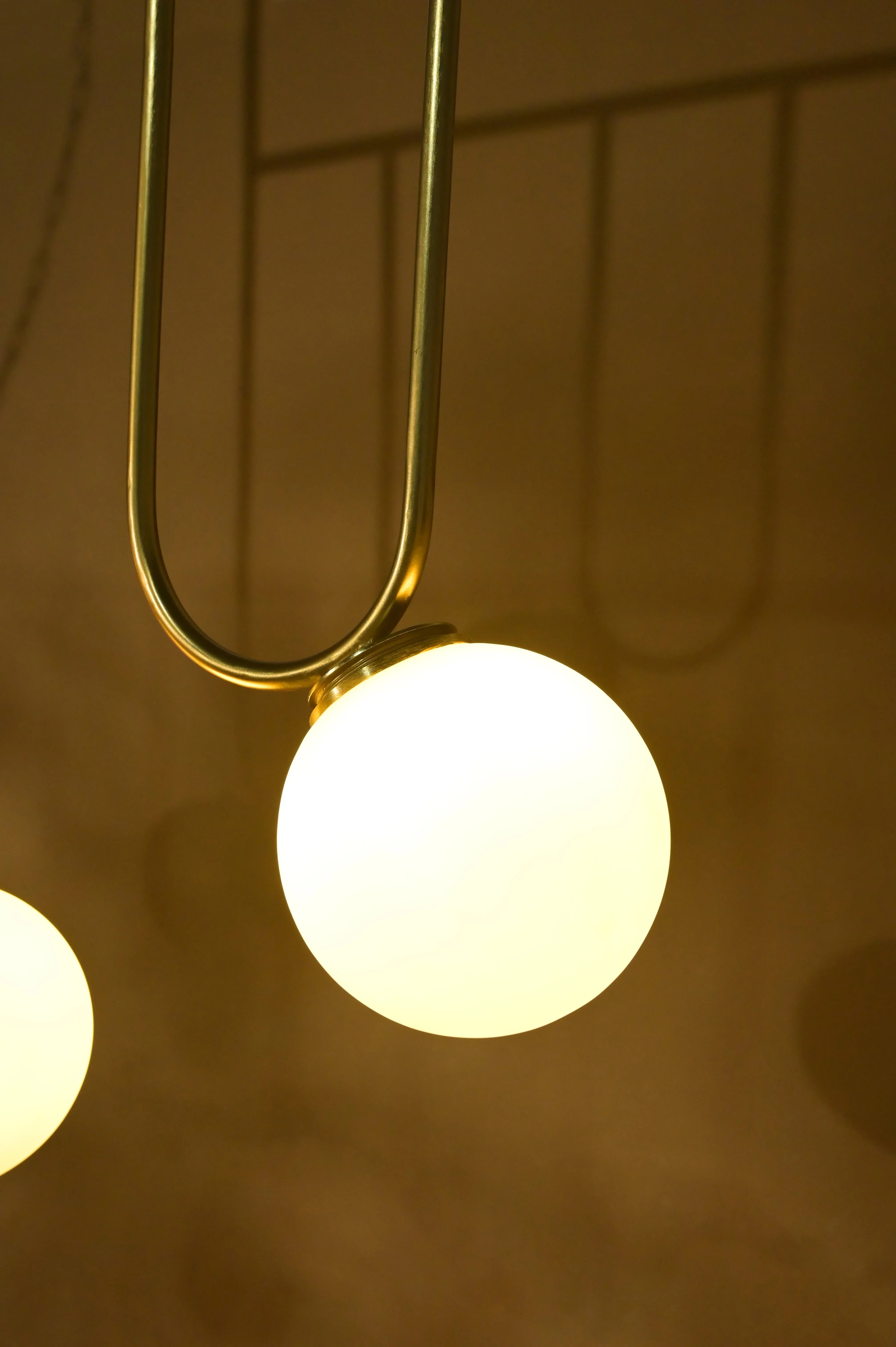 Aure Multi-Bulb Pendant Light | Ceiling Lamp Light for Living & Dining Spaces