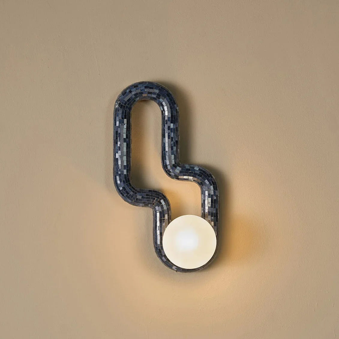 Reva Loop Wall Lamp