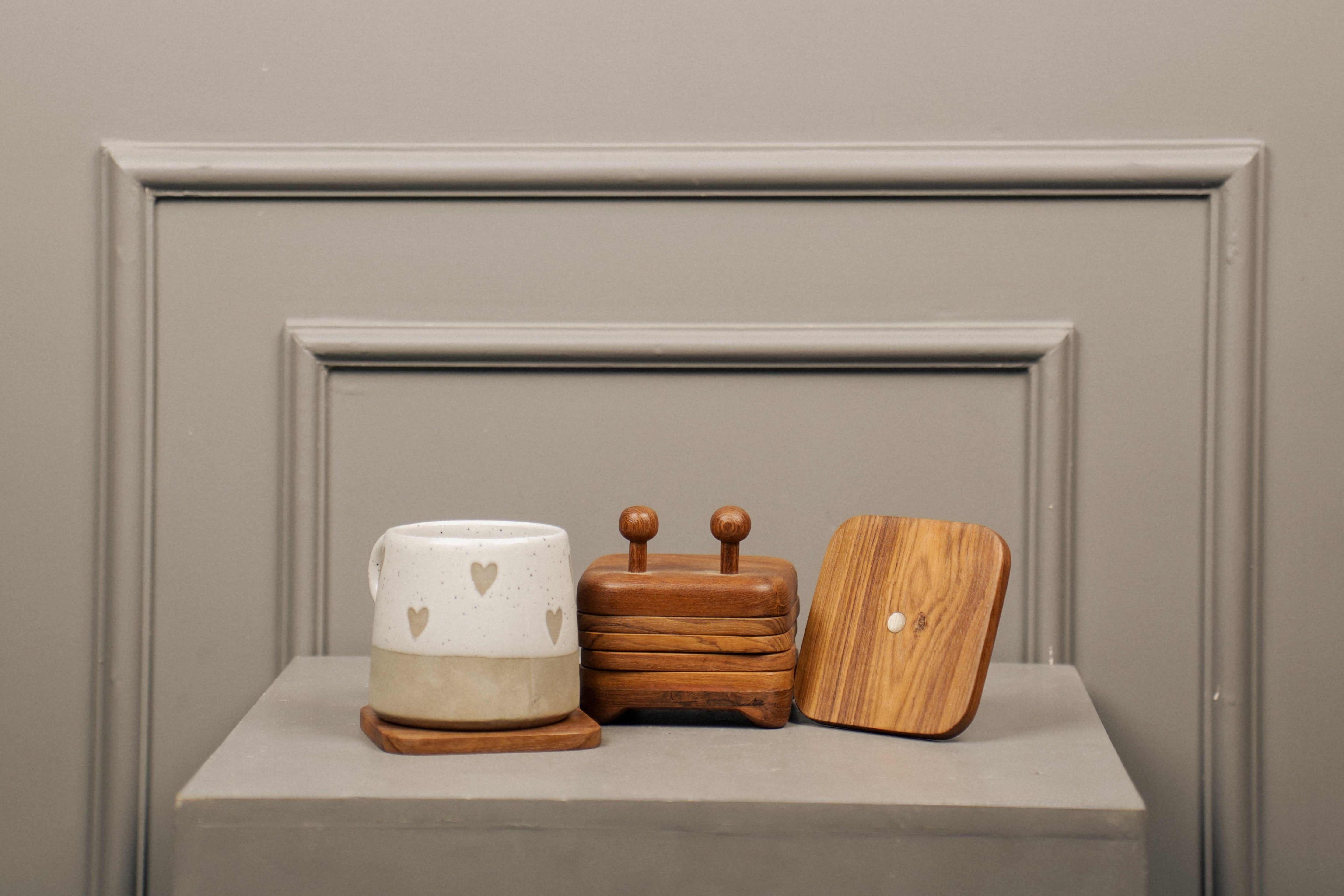 Handcrafted Wooden Crab Coaster ( Set of 6)