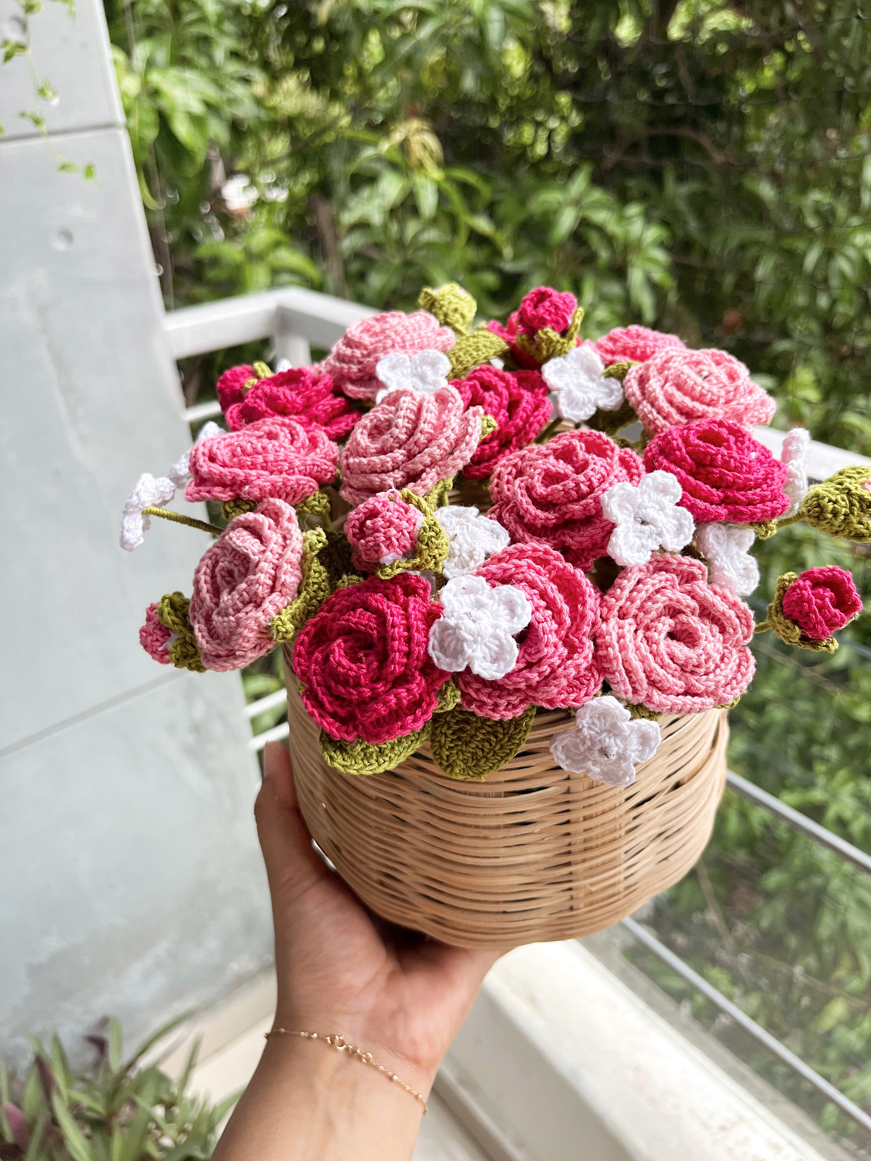 Crochet Rose Basket