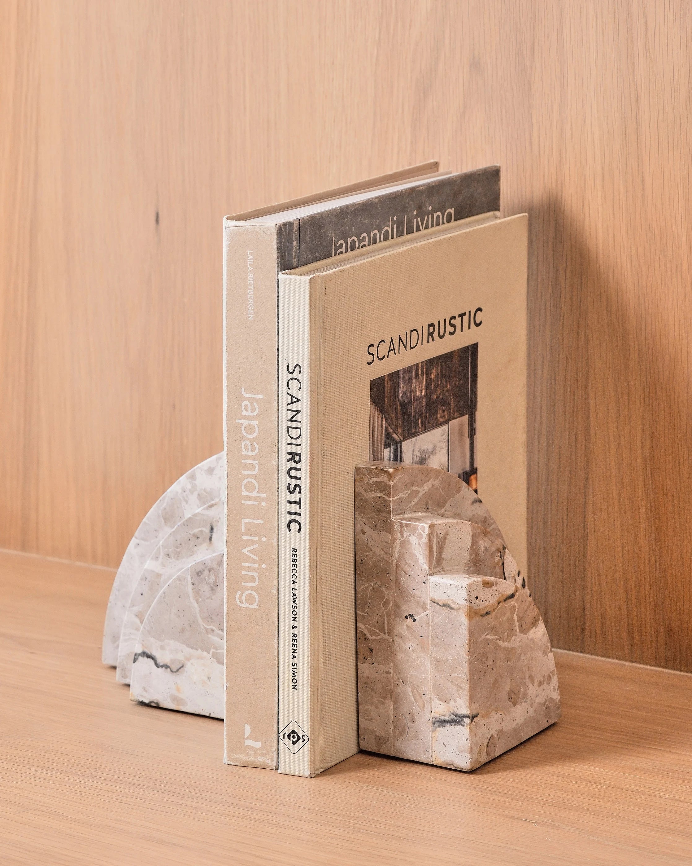 Arcway Bookend