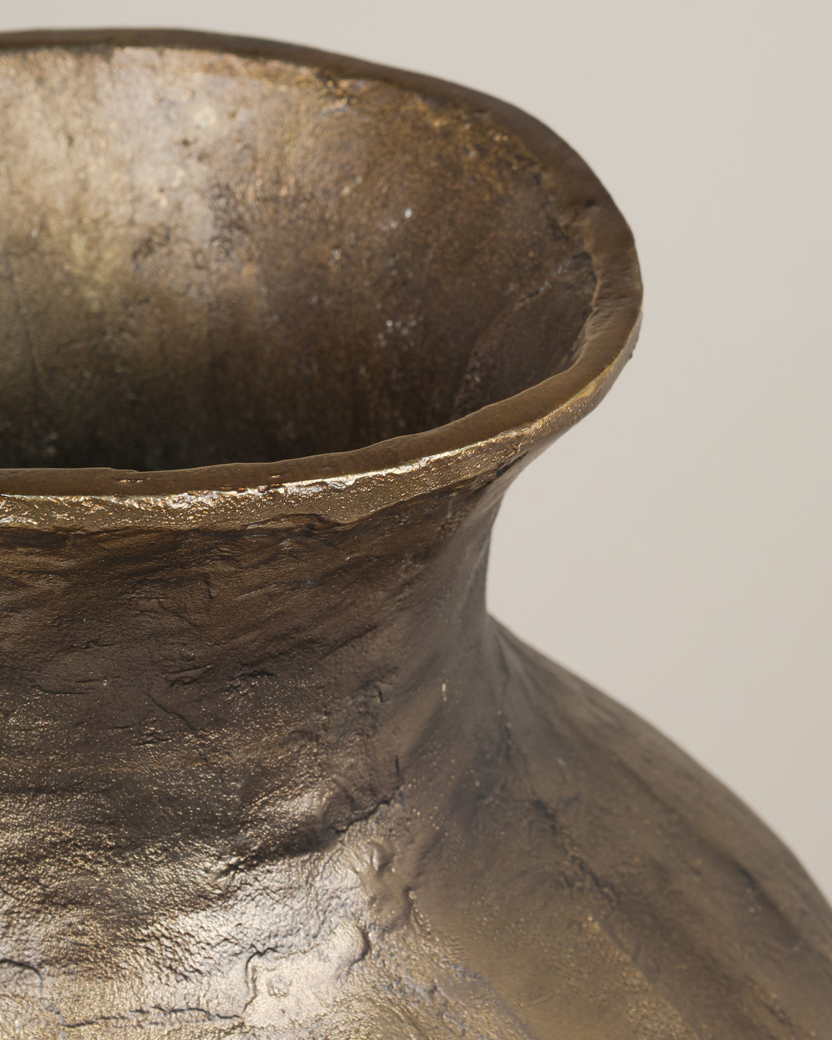 Eris Floor Vase