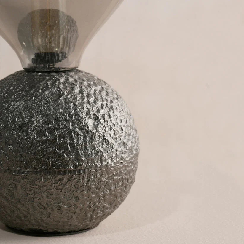 Notto Casted Table Lamp