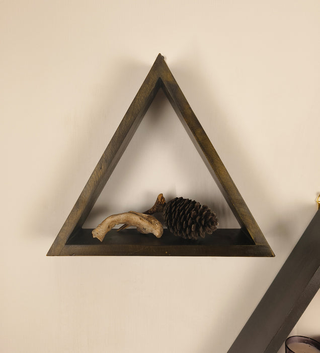 Henry Iii Triangular Set of 3 Wooden Wall Shelves