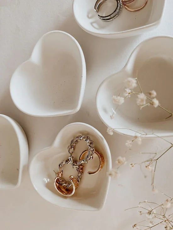 Heart Trinket | Concrete