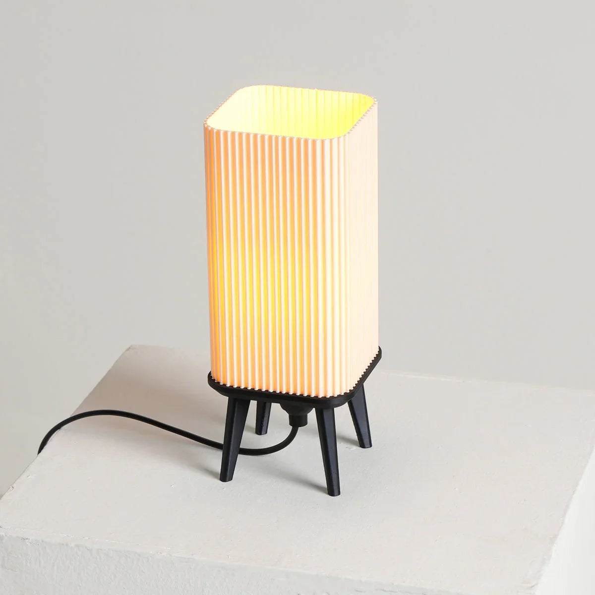 Layers Edition : Dawn Table Lamp