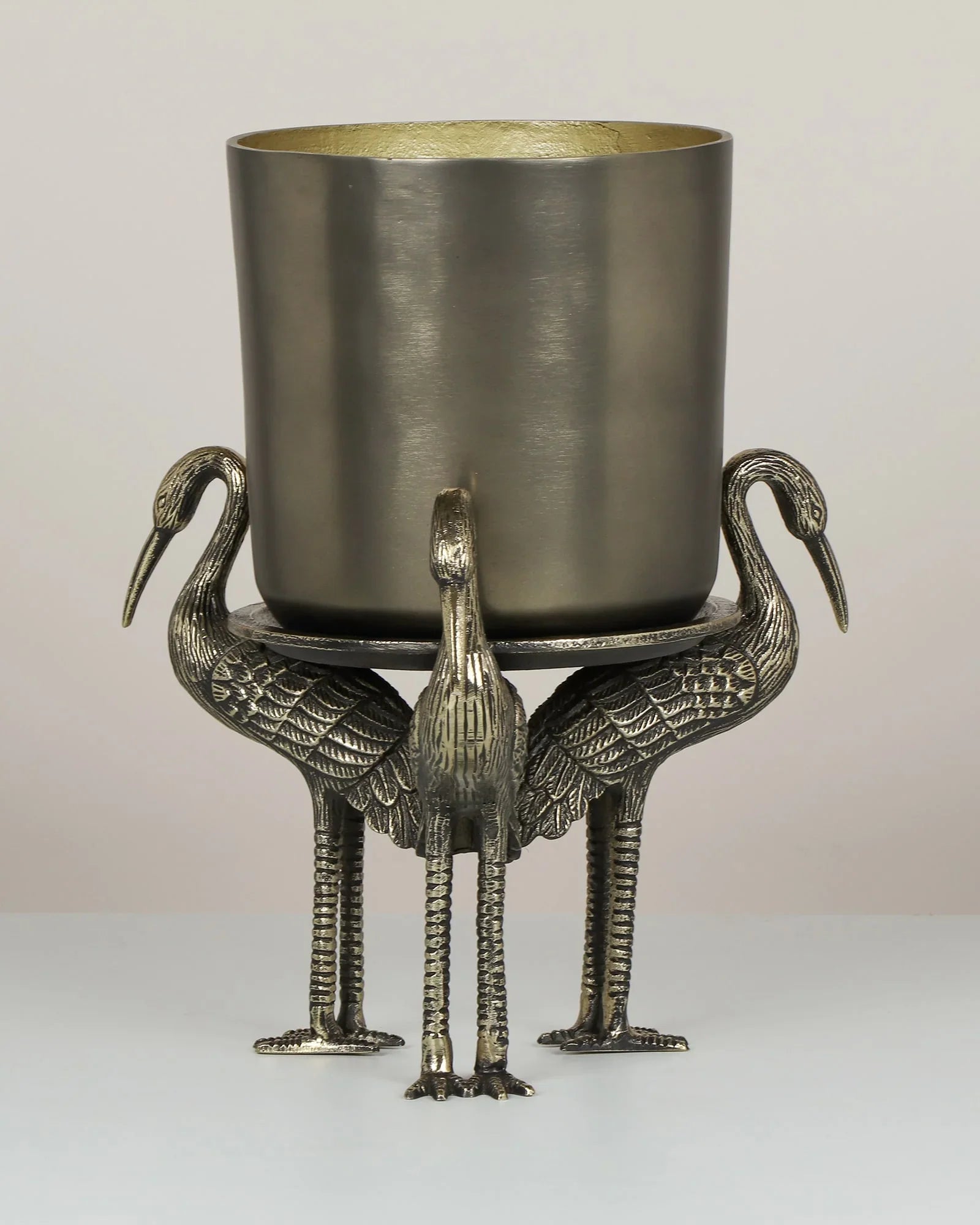 Leticia Crane Table Top Planter