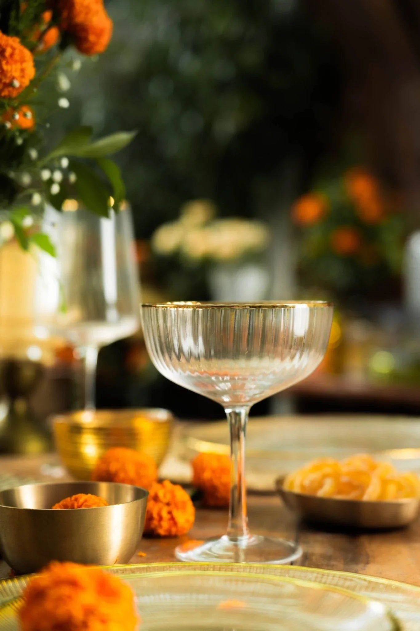 Clear Martini Glasses with Golden Rim Set of 4 - Premium Glassware