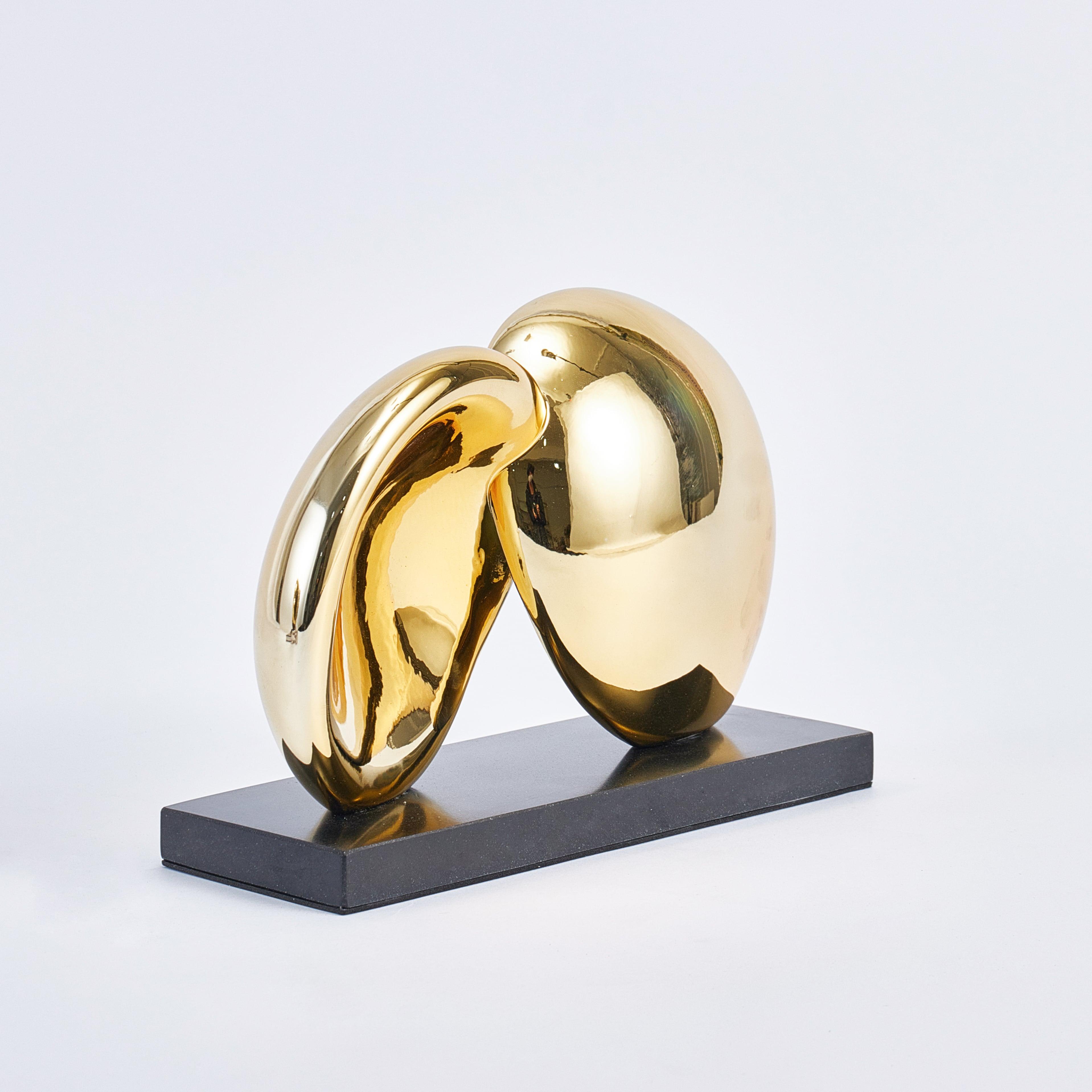 Intersecting Gold Decor Object