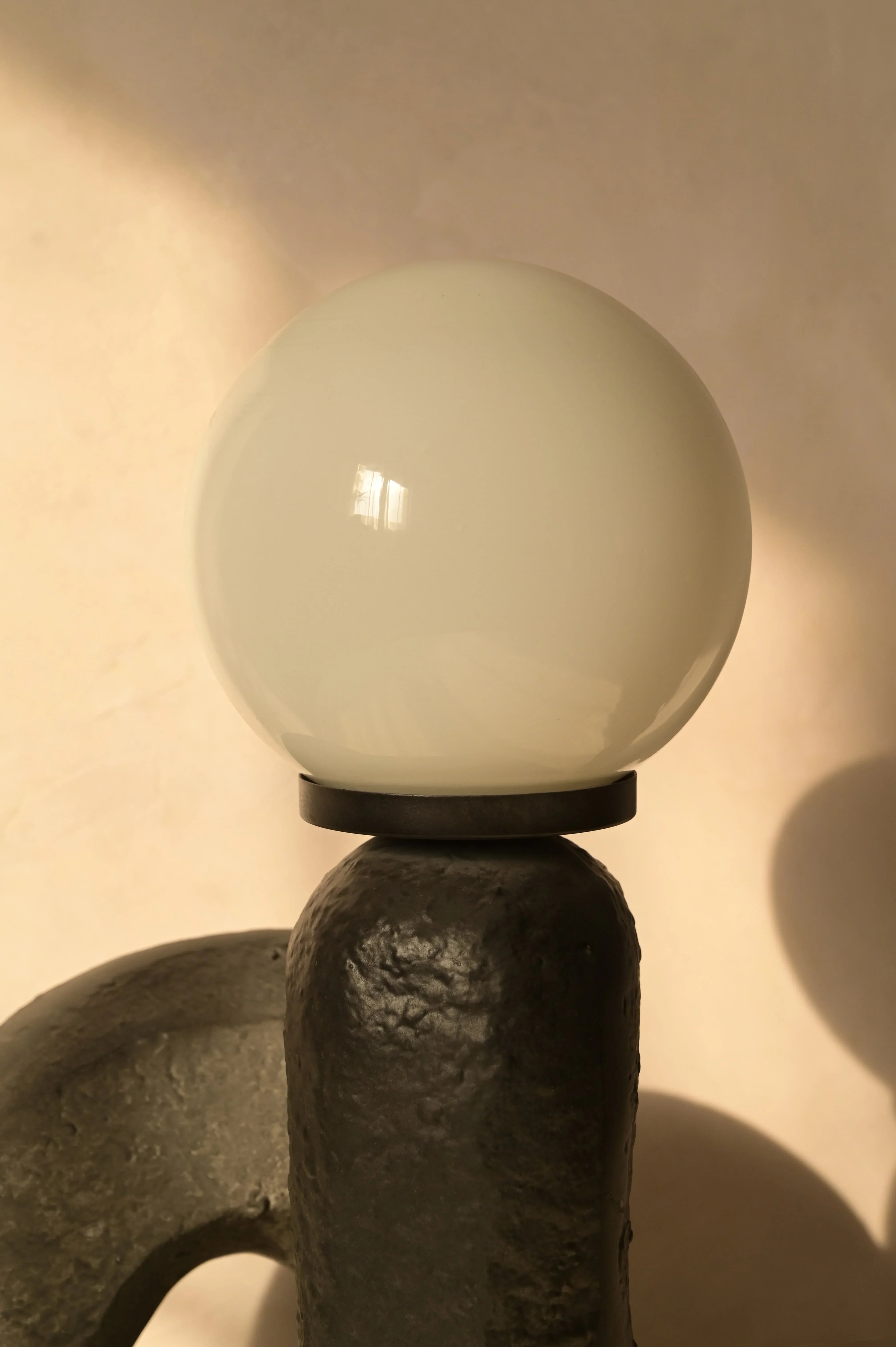 Lush Modern Black Table Lamp for Living Room | Designer Aesthetic Bedside Lamp