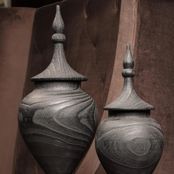 Tall Buckingham Flower Vase With Lid