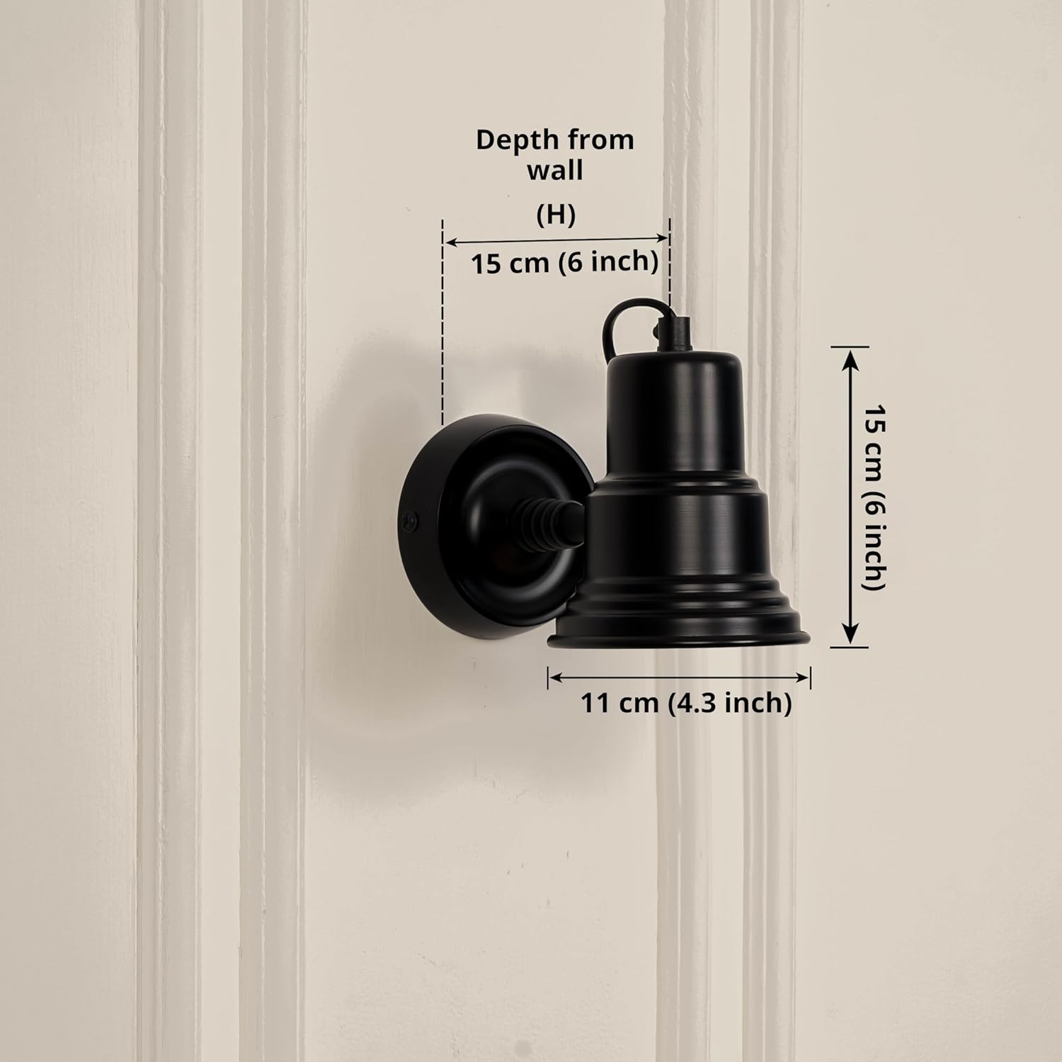 Black Polished Finish Focus Wall Lamp with Double Movement