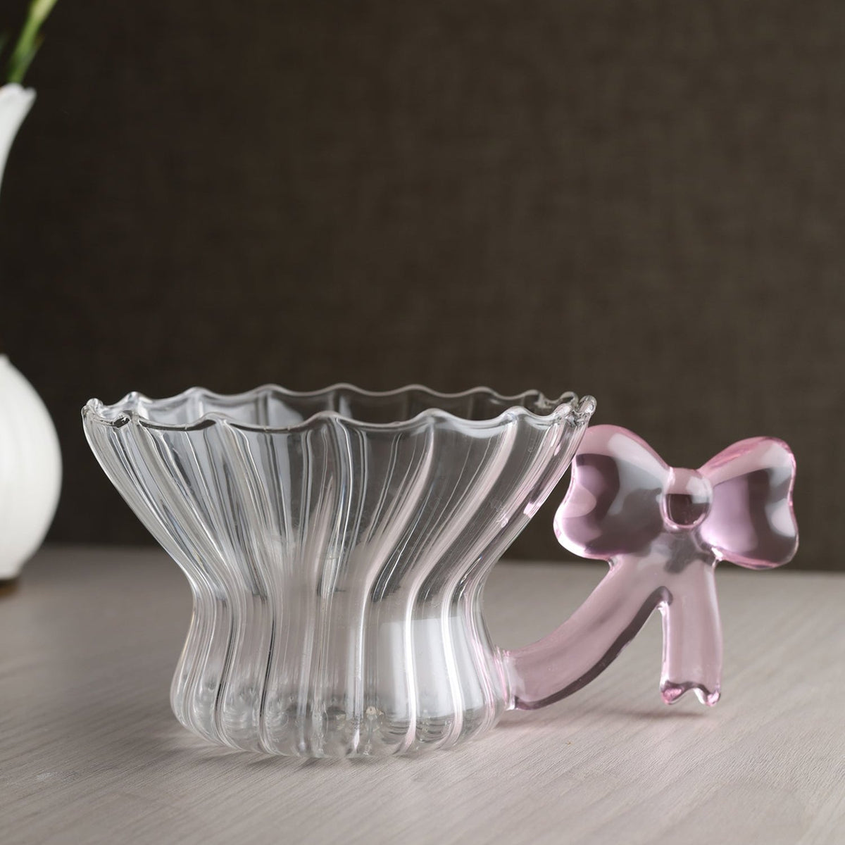Cleo Bow Glass Cup