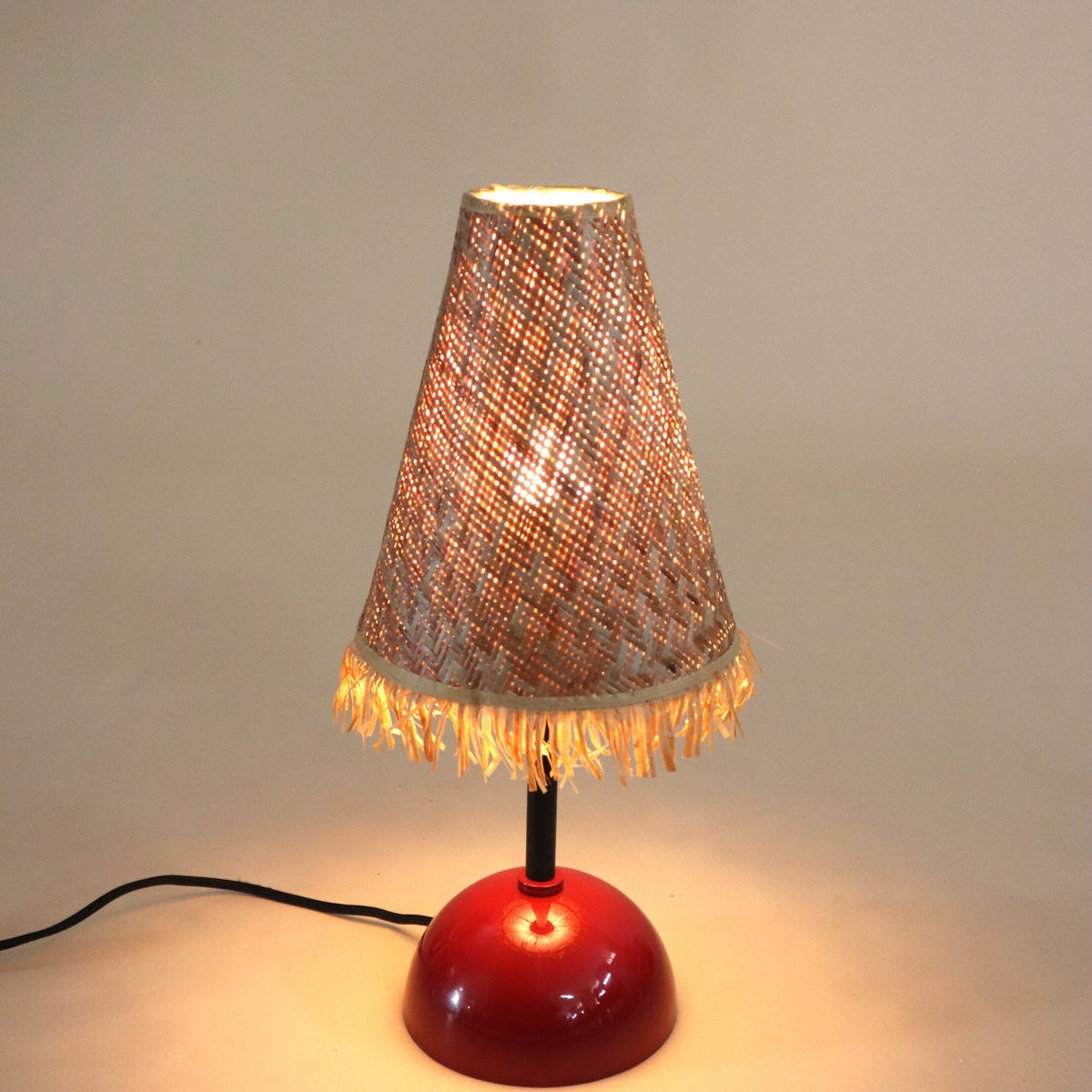 Pomelo Table Lamp