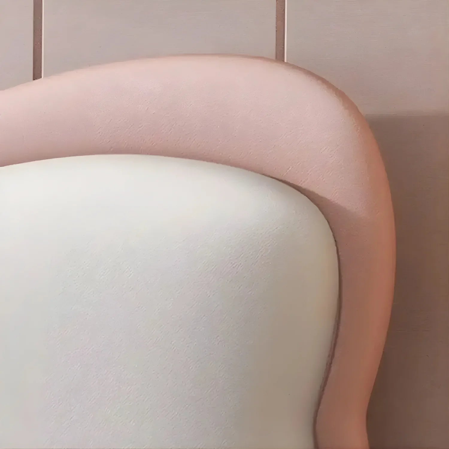 Modern Elegant Charm Queen Size Bed for Girls