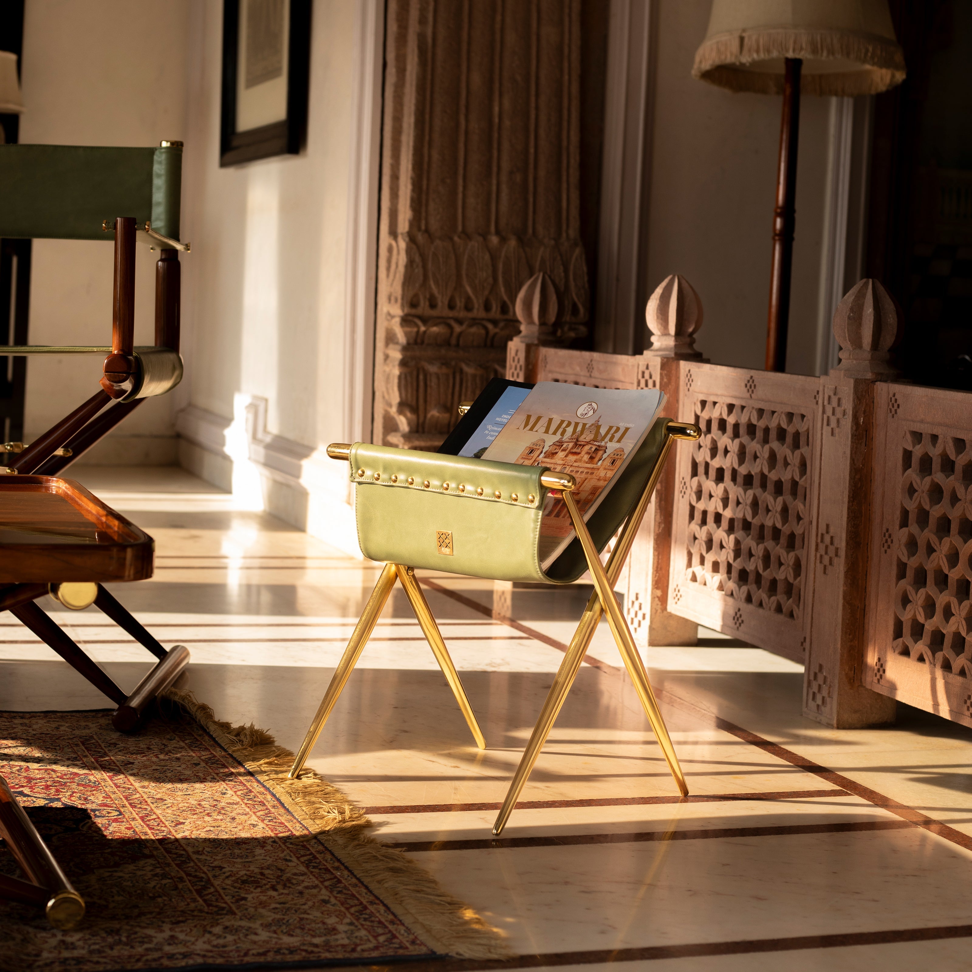 The Herald Magazine Rack