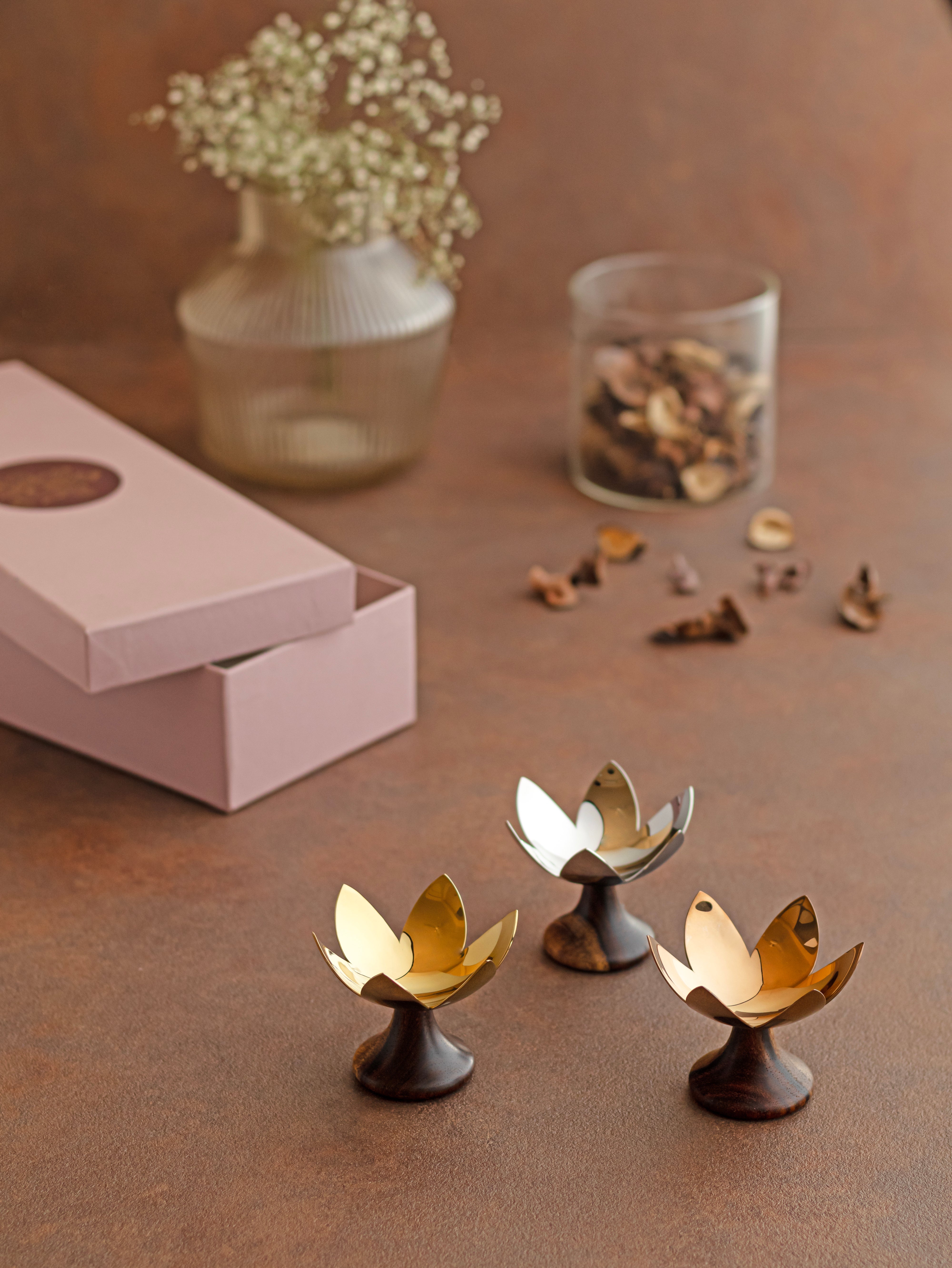 Lotus Blossom_Gift Box