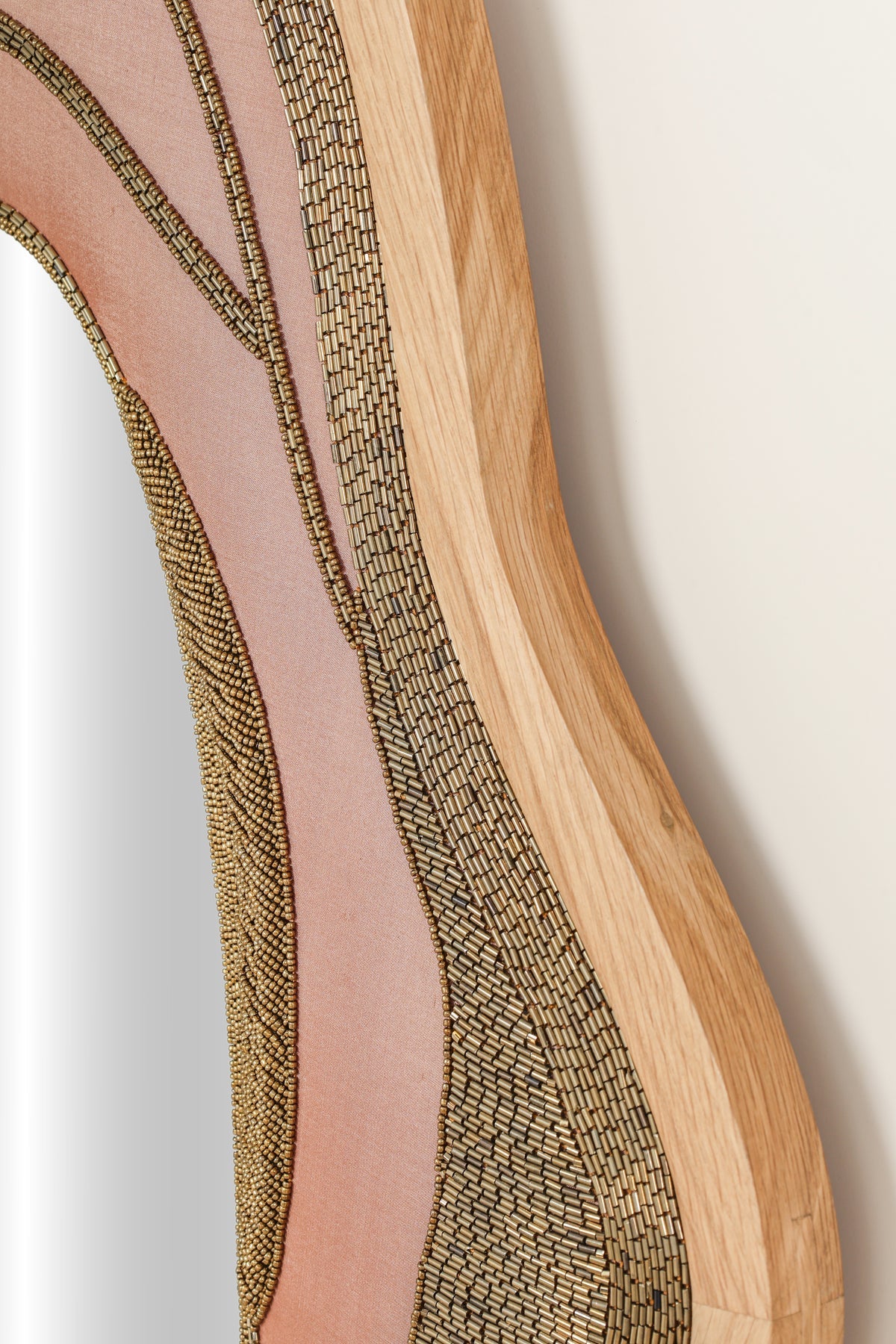 Naura Wall Mirror