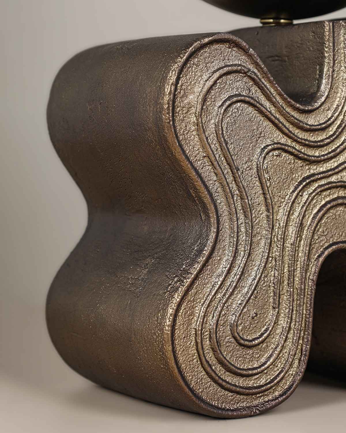 Eton Table lamp