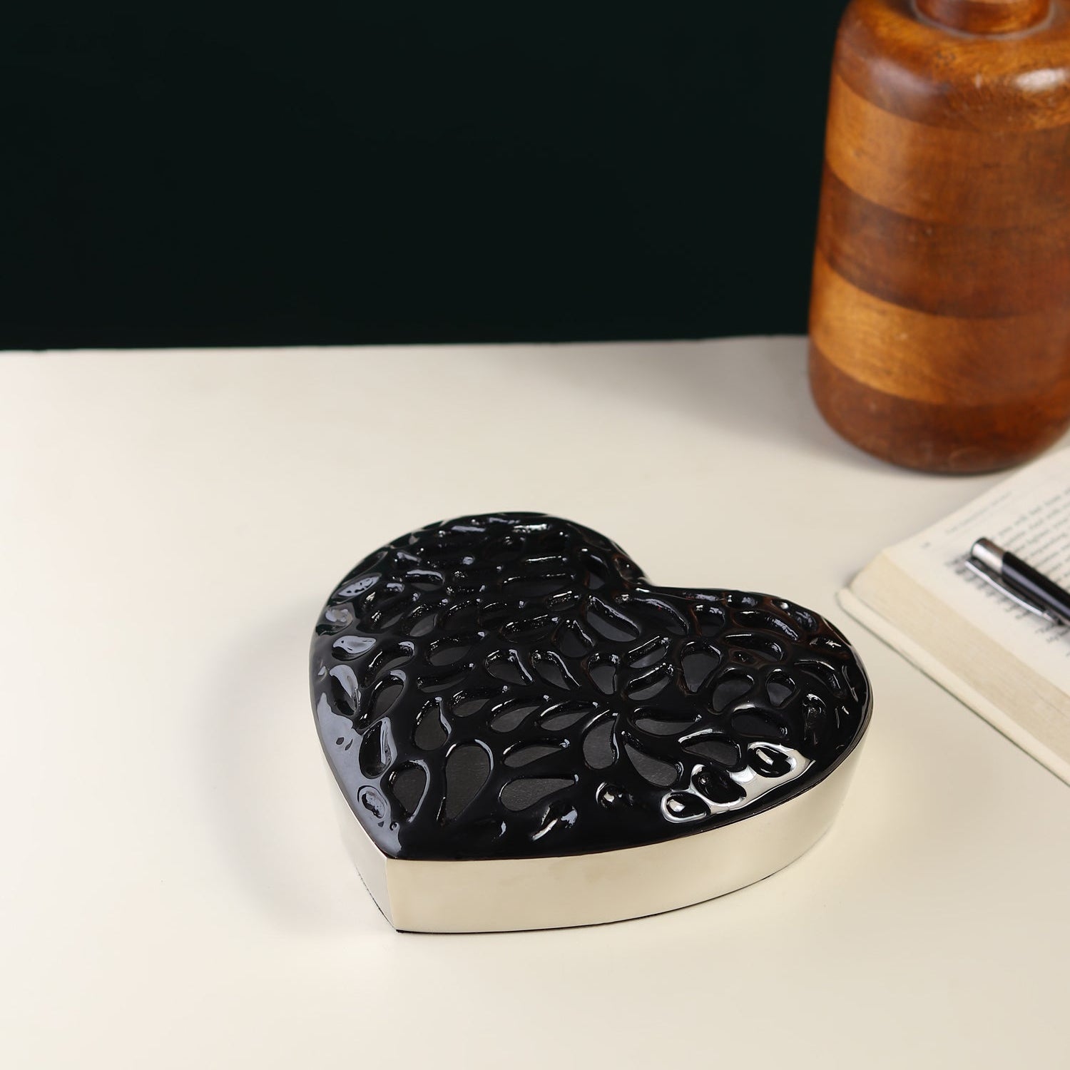 Vitalis Black Heart Box