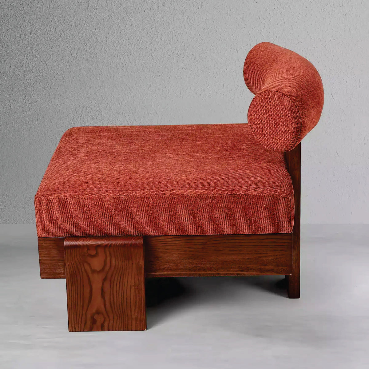 Ridge Lounge Chair