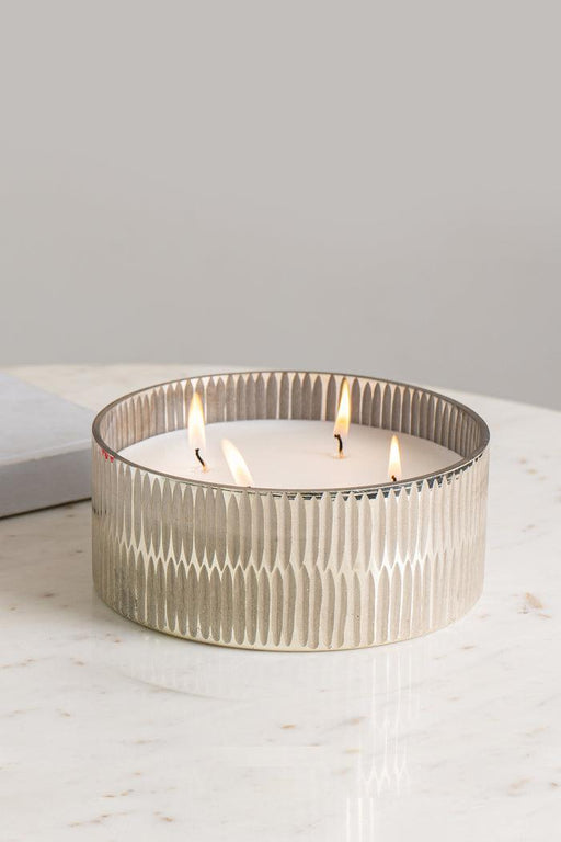 Buy Candle - Flat Bowl Scented Candle by Doft Candles on IKIRU online store