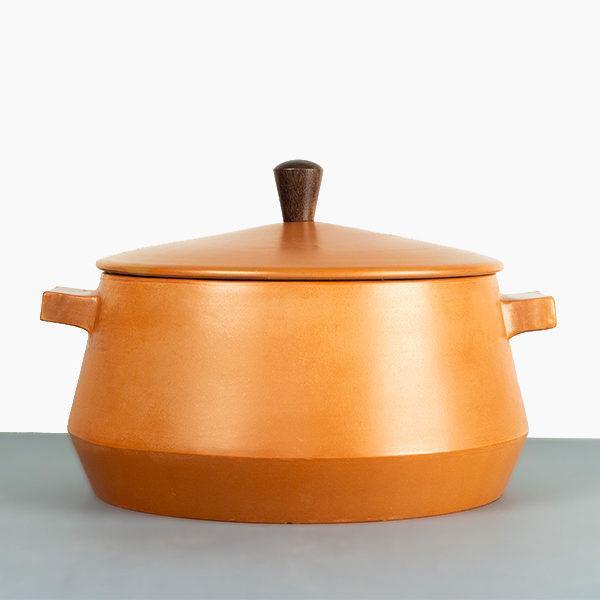 Buy Cookware - Terracotta Earthen Cooking Pot With Wooden Handle & Lid For Kitchen And Cookware by Rayden on IKIRU online store