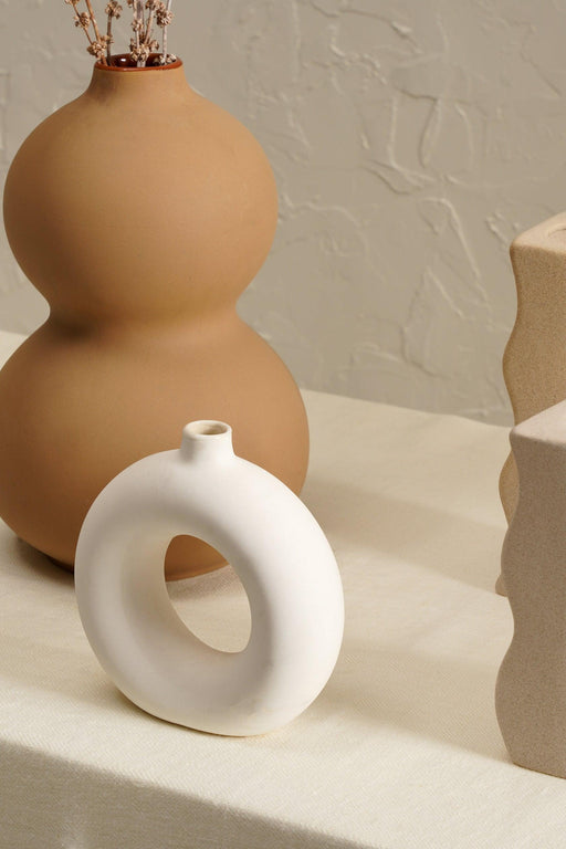 Buy Vase - Desert Farmhouse Vase Beige and White by Purezento on IKIRU online store