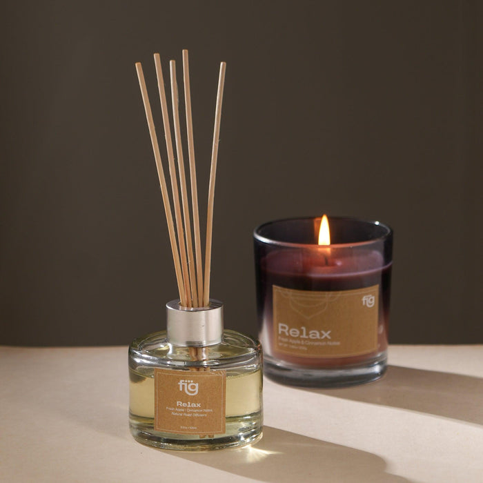 Buy Dried Flowers & Fragrance - Relax Apple and Cinamon Reed Diffusor - IFRA Standard Perfumes by Fig on IKIRU online store