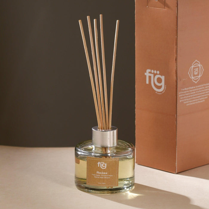 Buy Dried Flowers & Fragrance - Relax Apple and Cinamon Reed Diffusor - IFRA Standard Perfumes by Fig on IKIRU online store