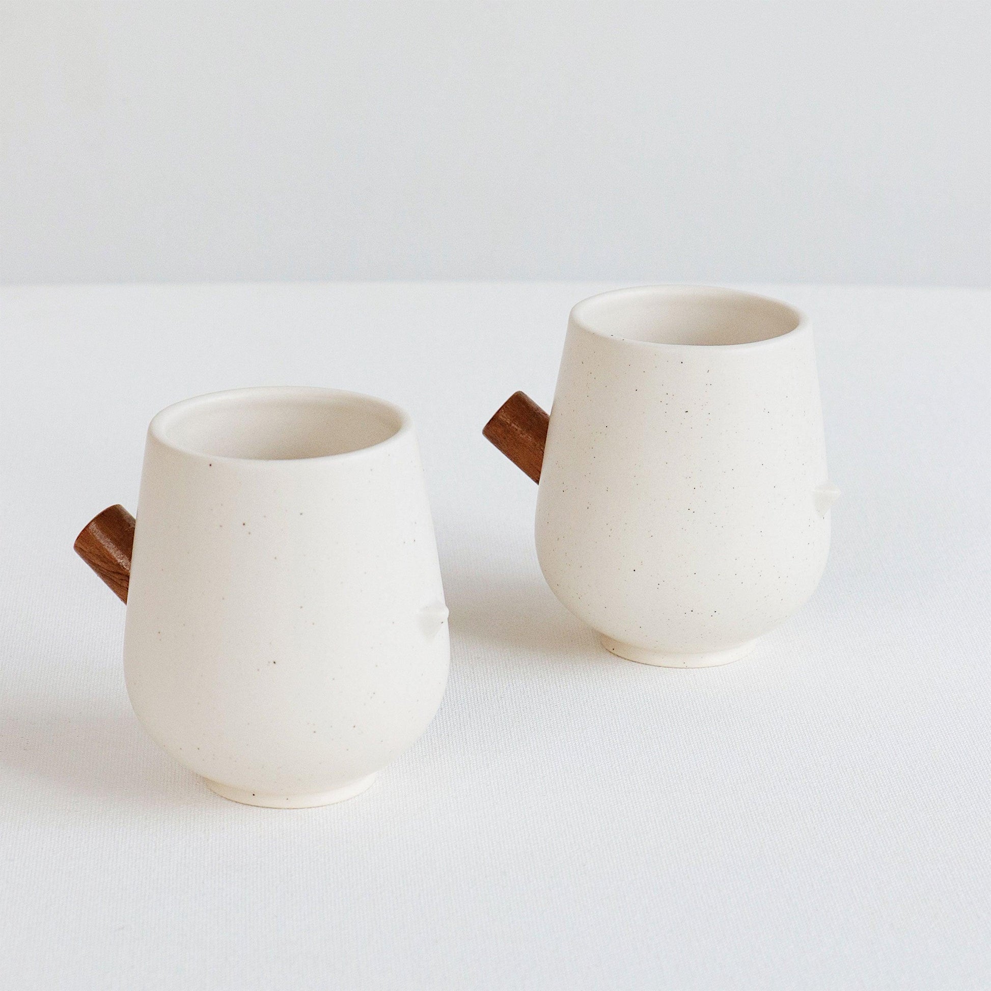 Buy Glasses & jug - Urban Tweeter Glasses | Mug with Lid for Tea and Coffee by Rayden on IKIRU online store