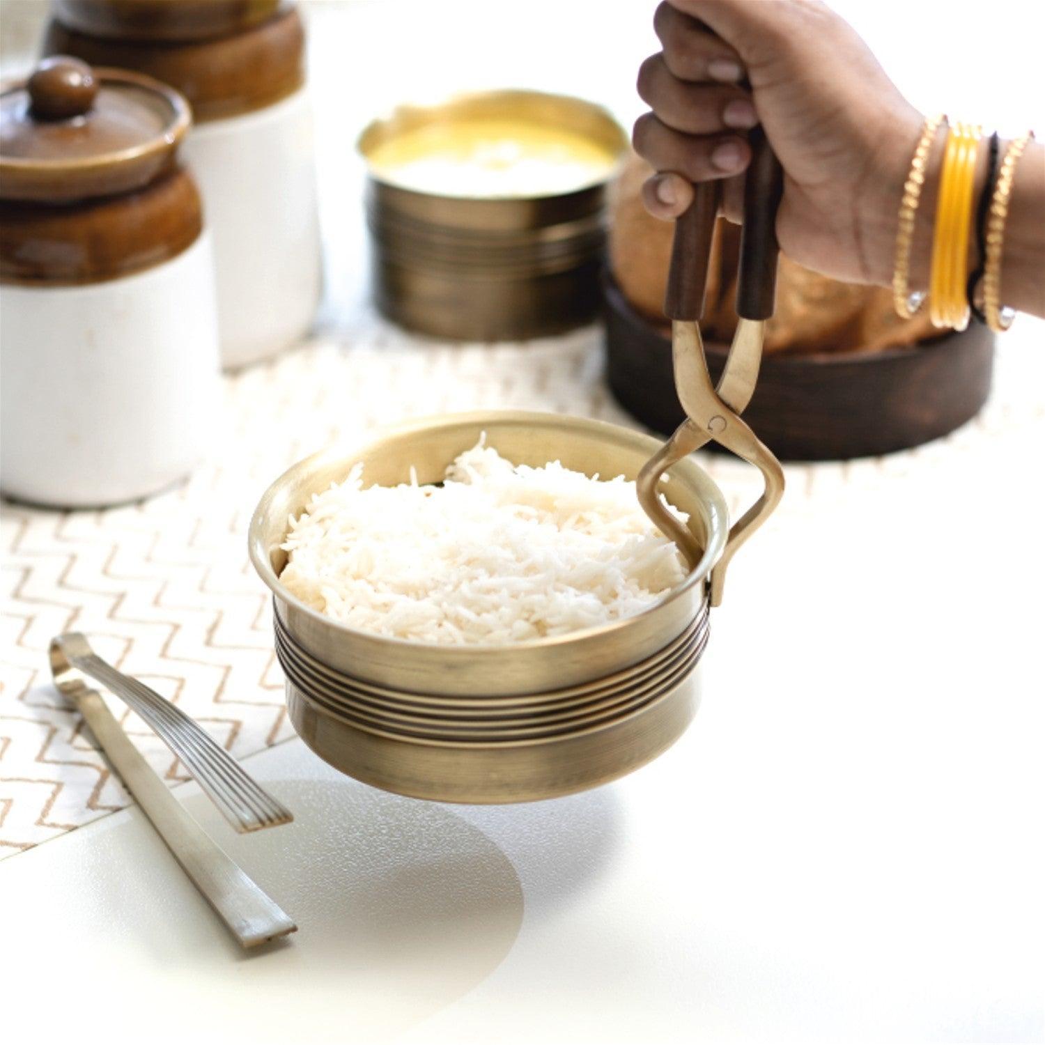 Buy Kitchen Utilities - Barmer Brass Finish Chimta & Pakkad Sansi | Golden Tong Set Of 2 For Kitchen by Courtyard on IKIRU online store